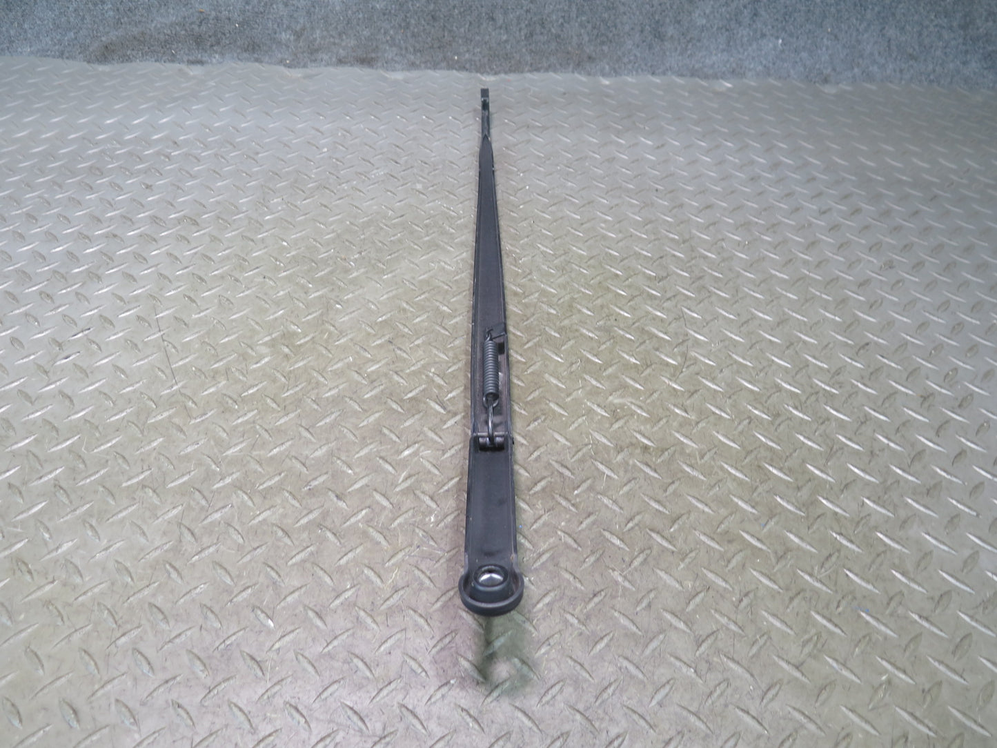 01-06 BMW E46 330ci Coupe Convertible Left & Right Windshield Wiper Arm Set OEM