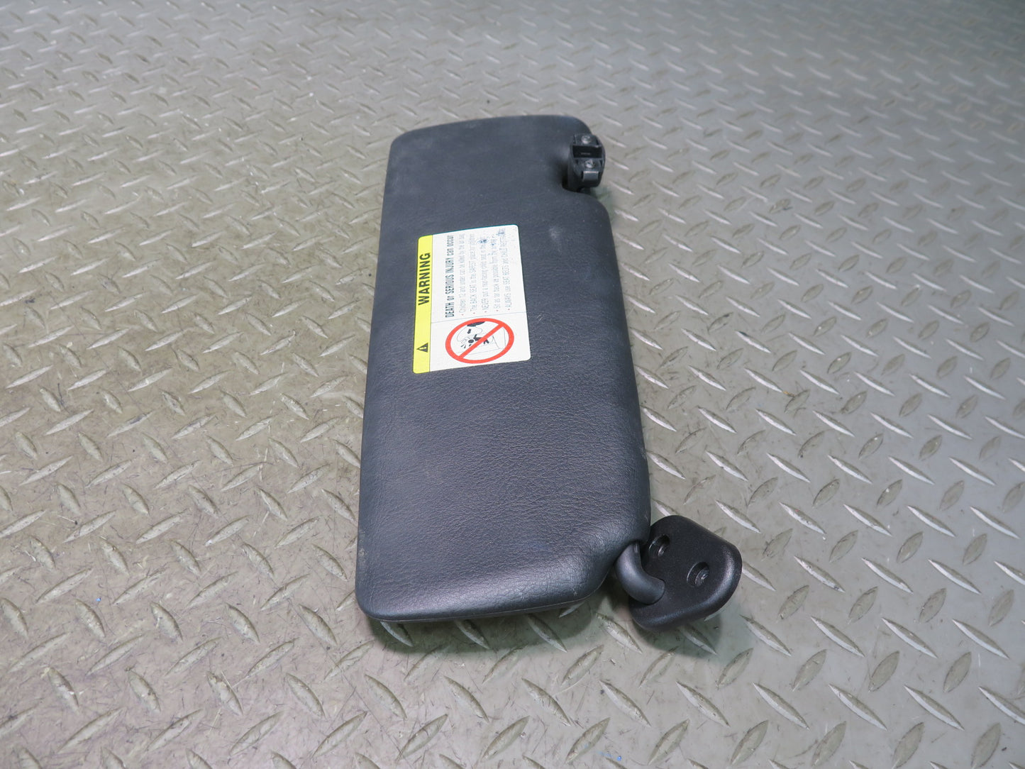 01-06 BMW E46 330ci Convertible Set of 2 Front Left & Right Sun Visor Black OEM