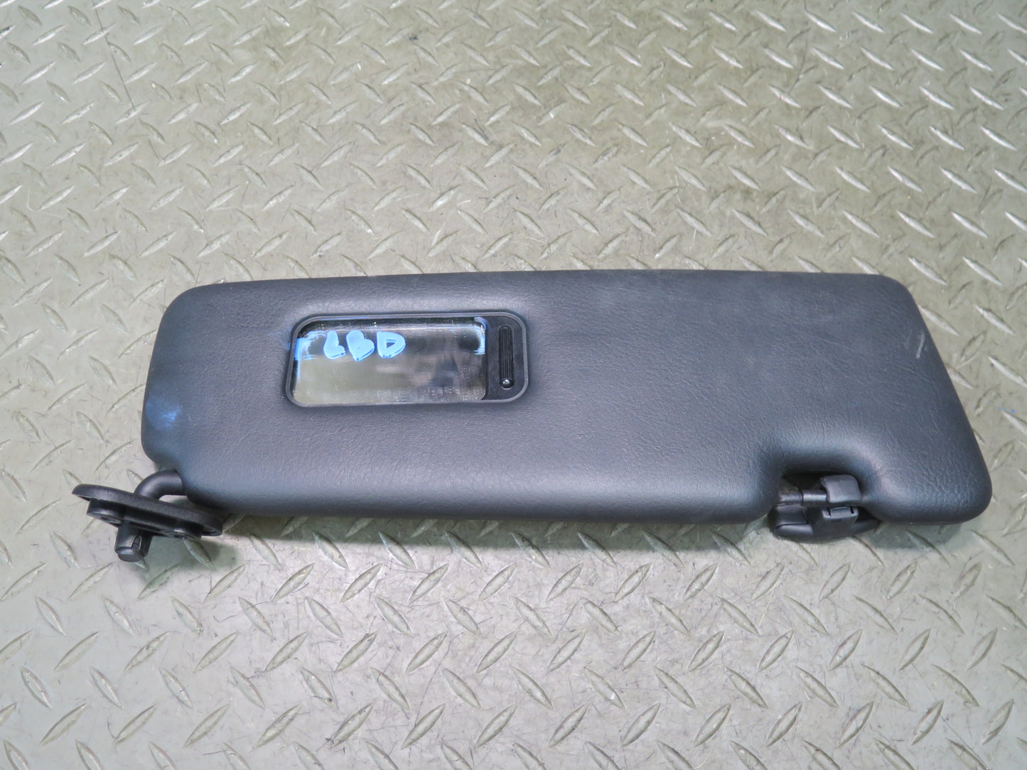 01-06 BMW E46 330ci Convertible Set of 2 Front Left & Right Sun Visor Black OEM