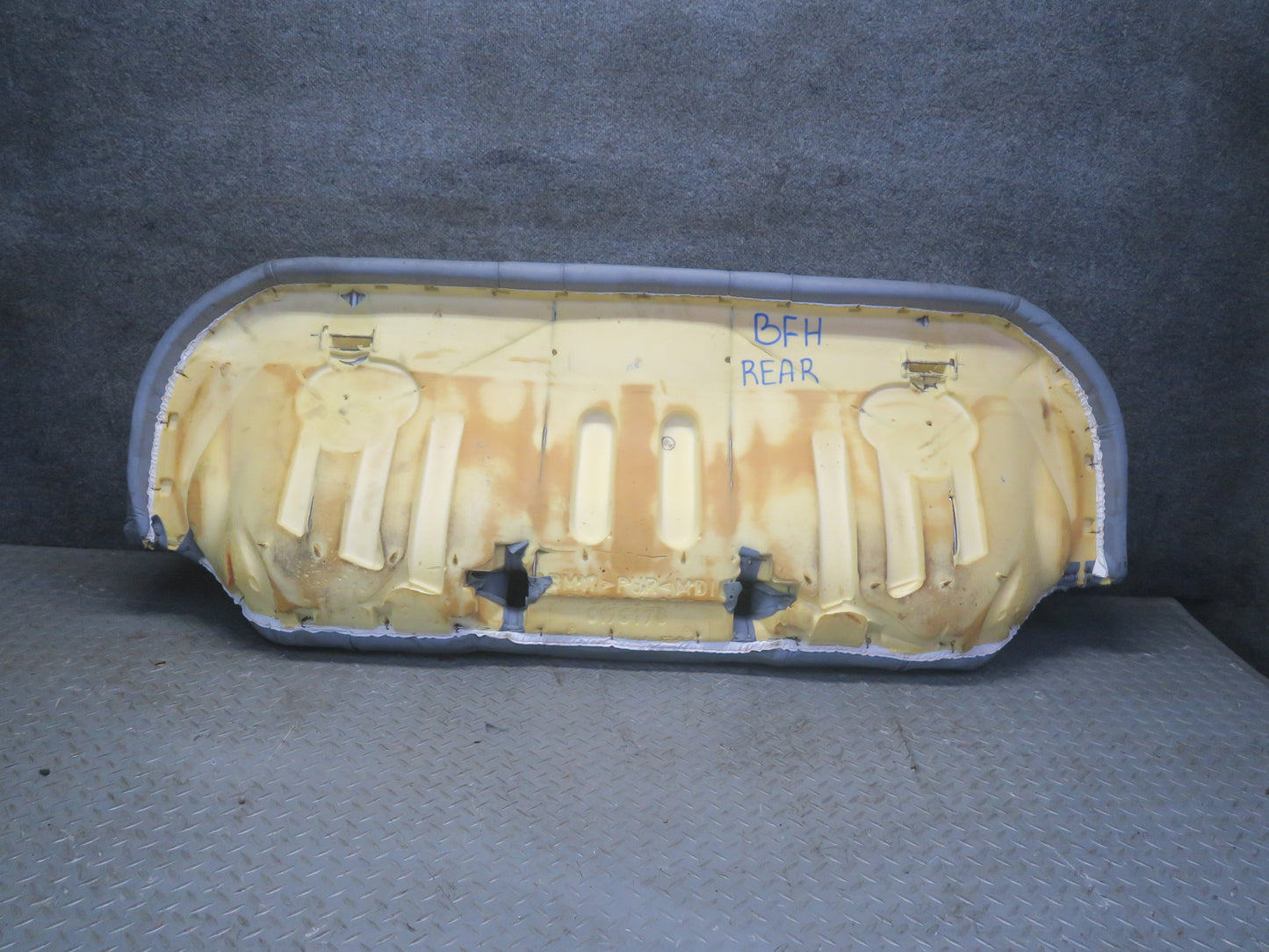 97-03 BMW E39 540i Sedan Rear Seat Lower Leather Cushion Gray OEM