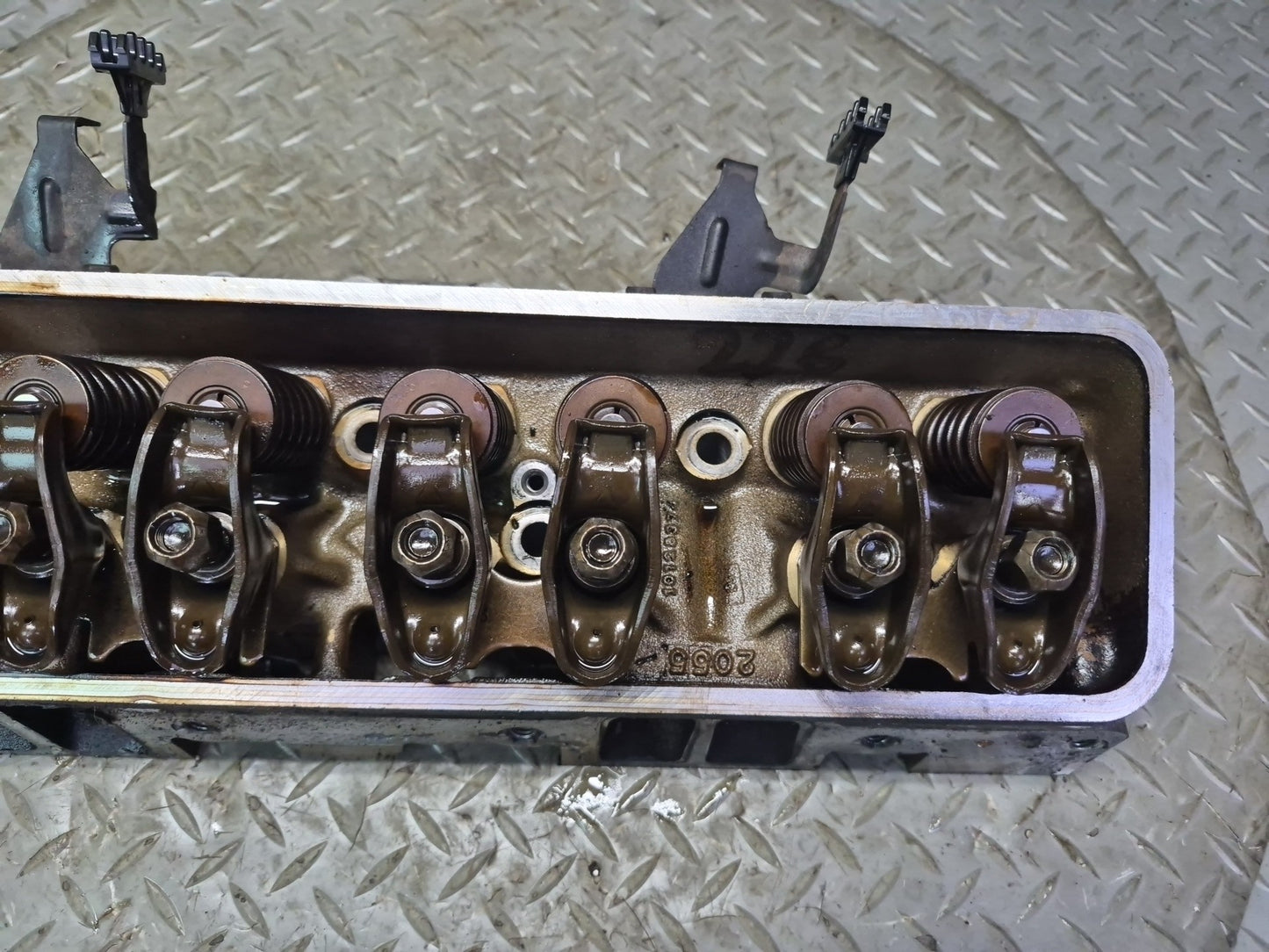 1992 Chevrolet Corvette C4 LT1 Engine Left Cylinder Head 81k Miles OEM
