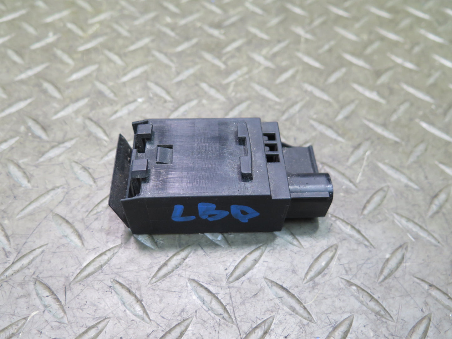 01-06 BMW E46 330ci AUC Interior Air Temperature Quality Sensor 6917001 OEM