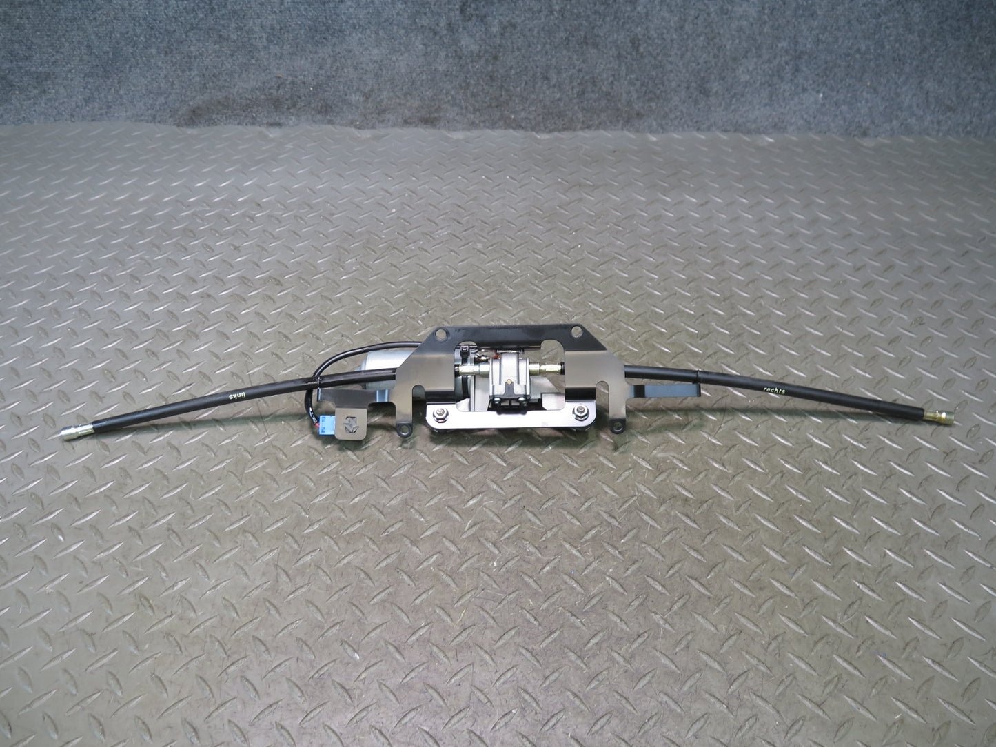 01-06 BMW E46 330ci Convert TOP Roof Lock Latch Motor Cable Assembly 8370816 OEM