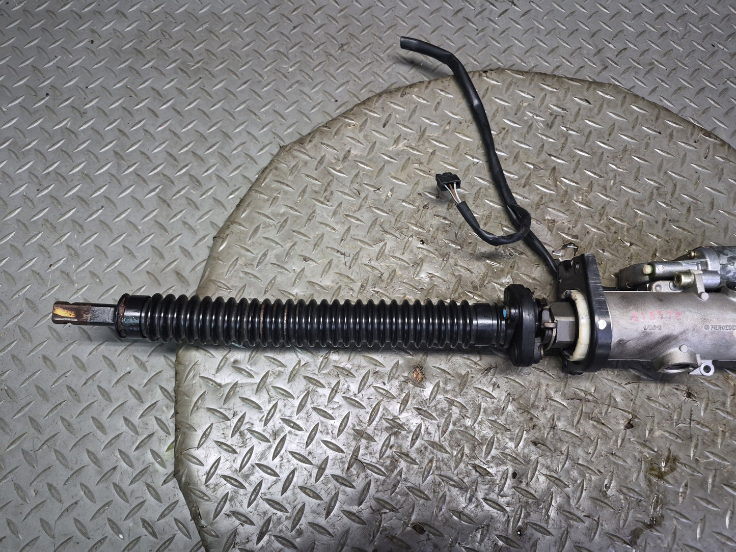 86-91 Mercedes W126 560SEL Steering Column Assembly 1264621220 OEM