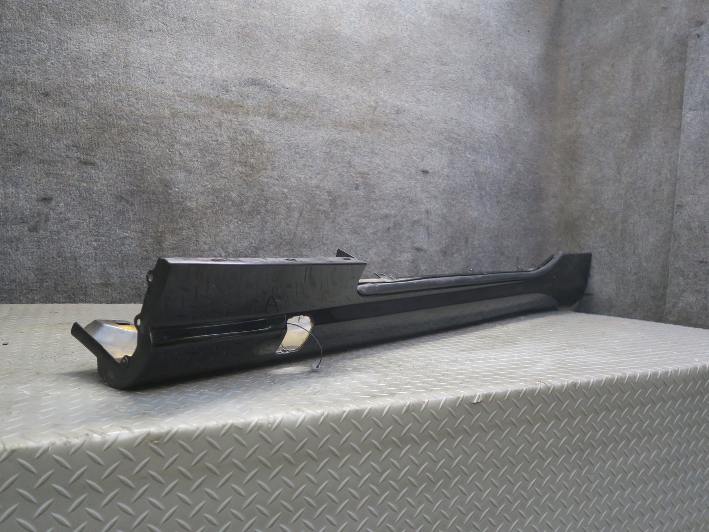 03-12 Mercedes R230 SL500 SL55 AMG Left Skirt Rocker Panel Black 2306980354 Dmgd