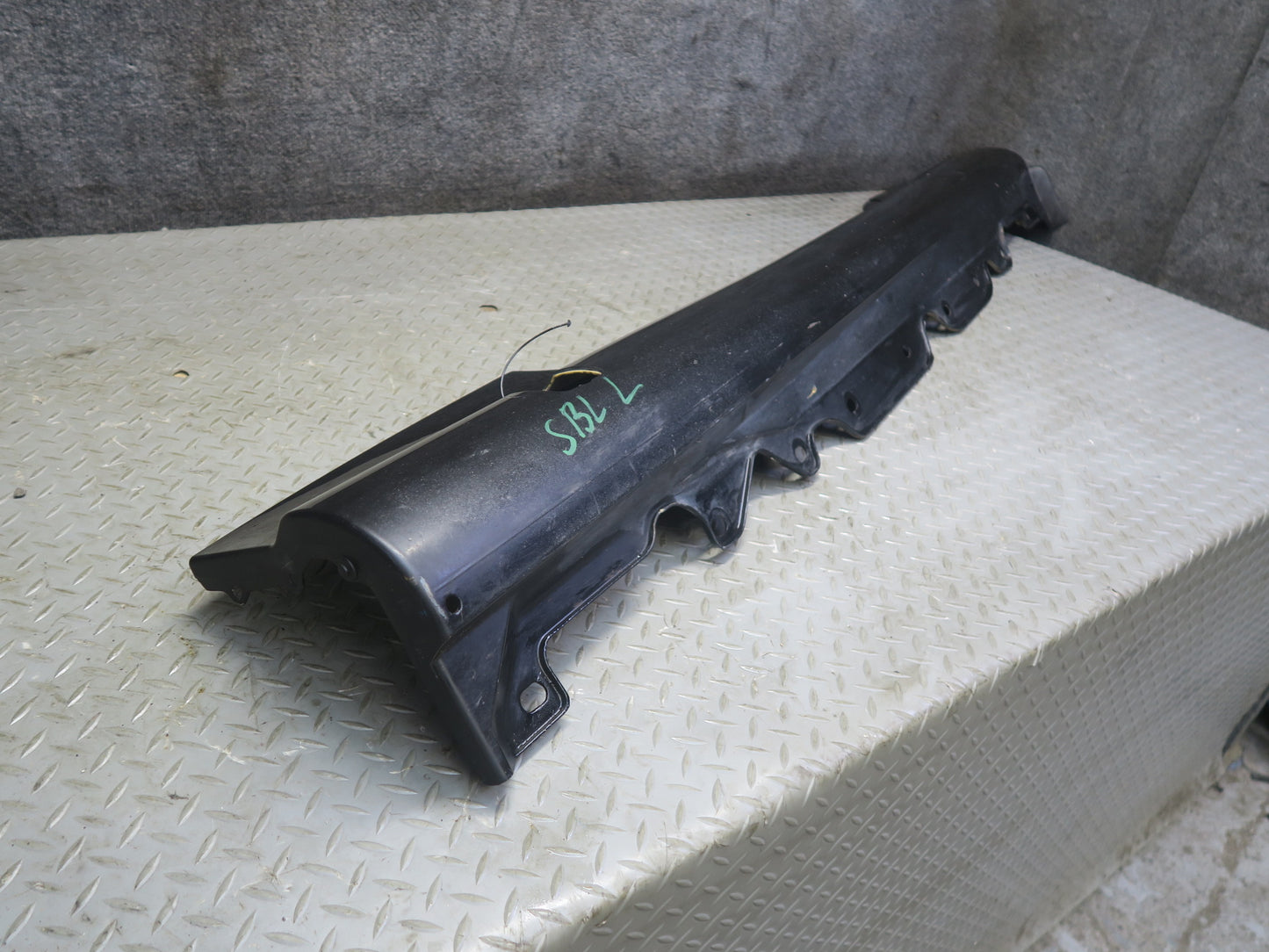 03-12 Mercedes R230 SL500 SL55 AMG Left Skirt Rocker Panel Black 2306980354 Dmgd