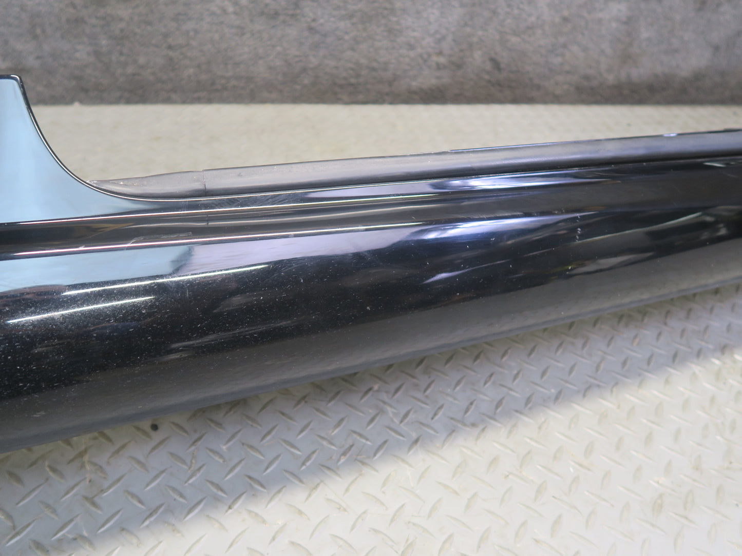 03-12 Mercedes R230 SL500 SL55 AMG Left Skirt Rocker Panel Black 2306980354 Dmgd