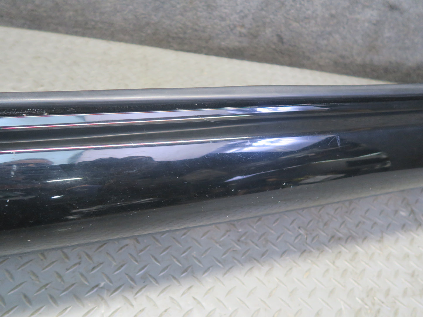 03-12 Mercedes R230 SL500 SL55 AMG Left Skirt Rocker Panel Black 2306980354 Dmgd