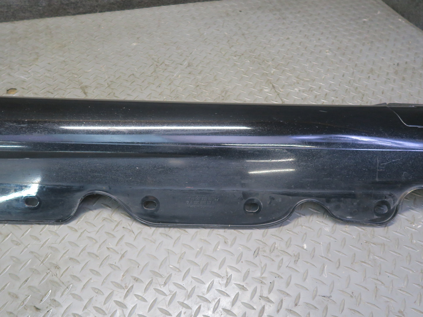 03-12 Mercedes R230 SL500 SL55 AMG Left Skirt Rocker Panel Black 2306980354 Dmgd