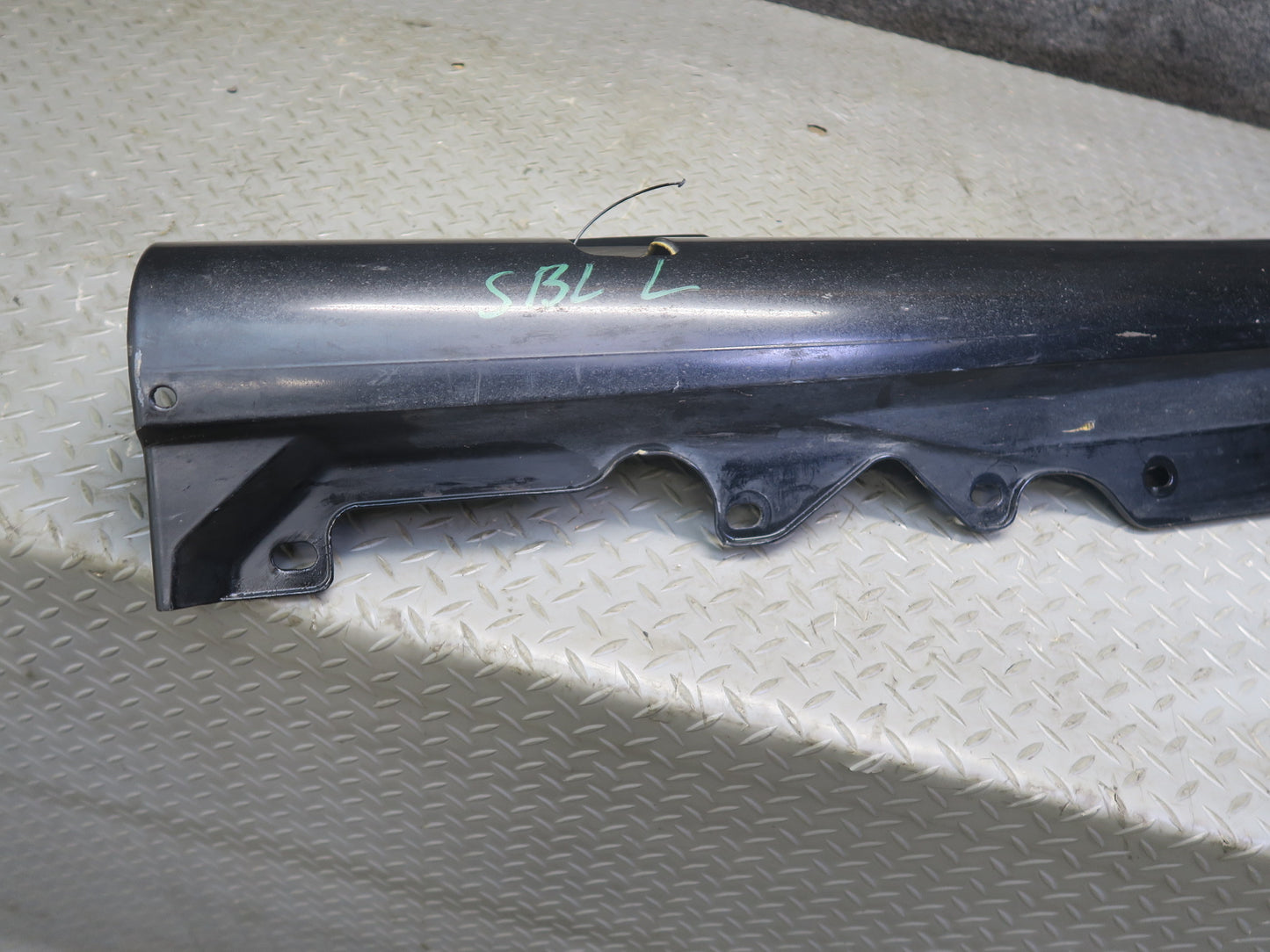 03-12 Mercedes R230 SL500 SL55 AMG Left Skirt Rocker Panel Black 2306980354 Dmgd