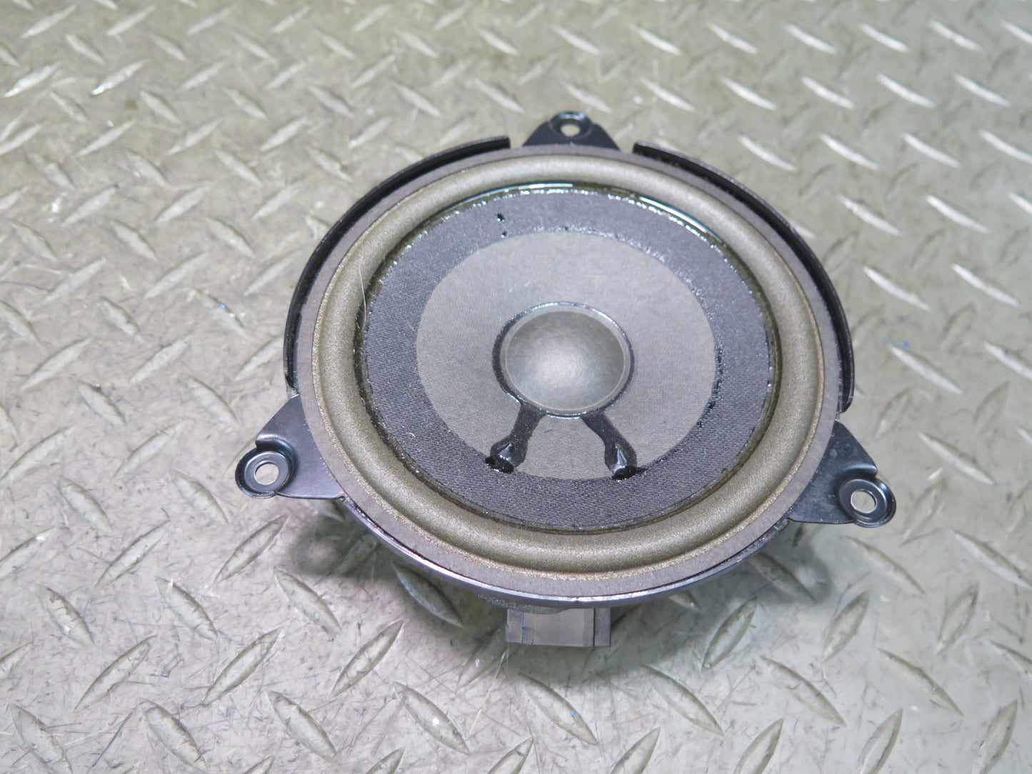 01-06 BMW E46 330CI Convertible Set of 2 Rear Harman Kardon Speaker 8378557 OEM