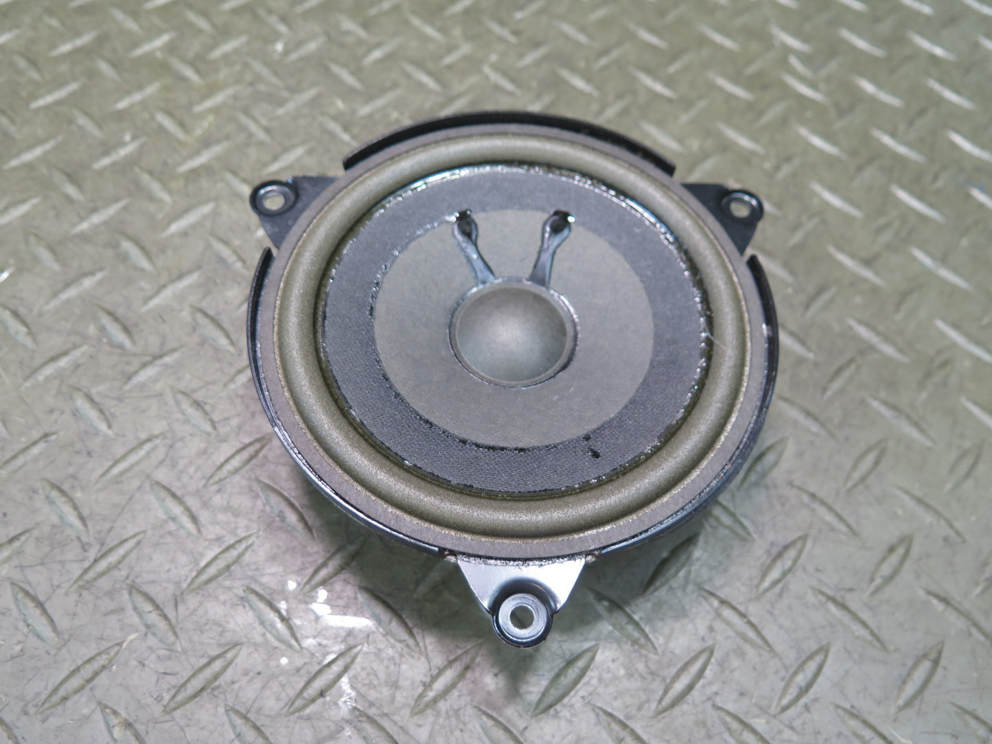 01-06 BMW E46 330CI Convertible Set of 2 Rear Harman Kardon Speaker 8378557 OEM