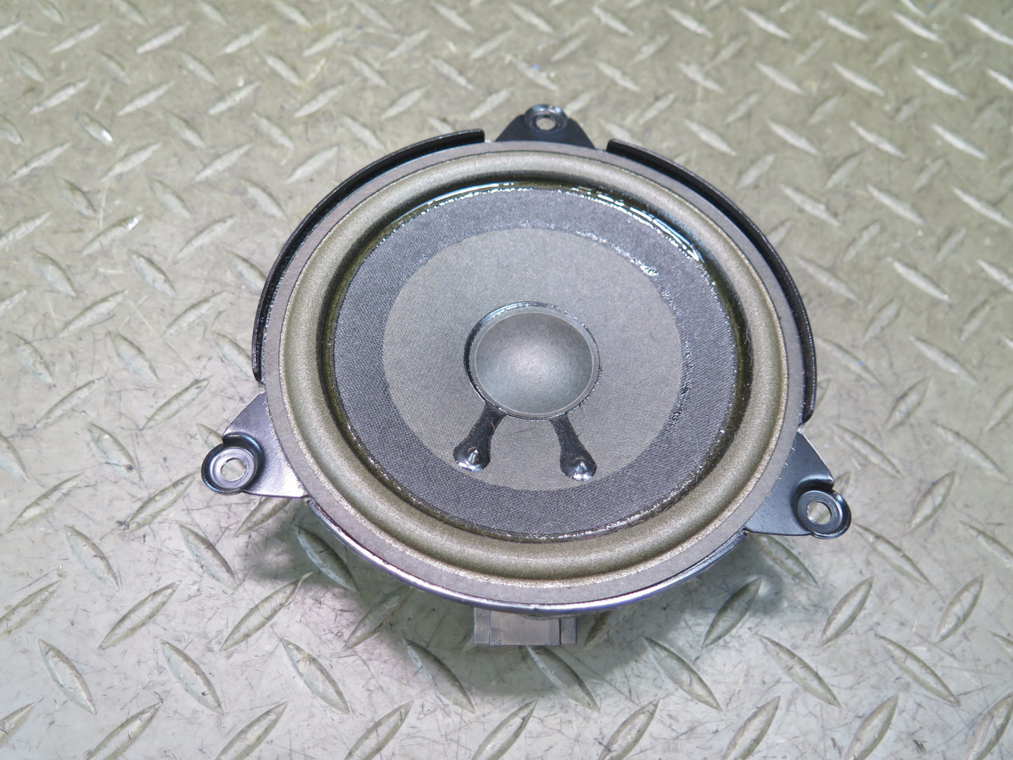 01-06 BMW E46 330CI Convertible Set of 2 Rear Harman Kardon Speaker 8378557 OEM