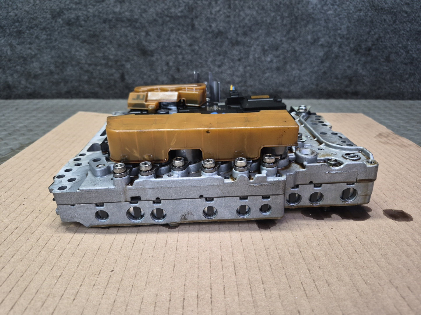 2013 Nissan Z34 370Z RE7R01A Automatic Transmission Valve Body Mechatronic OEM