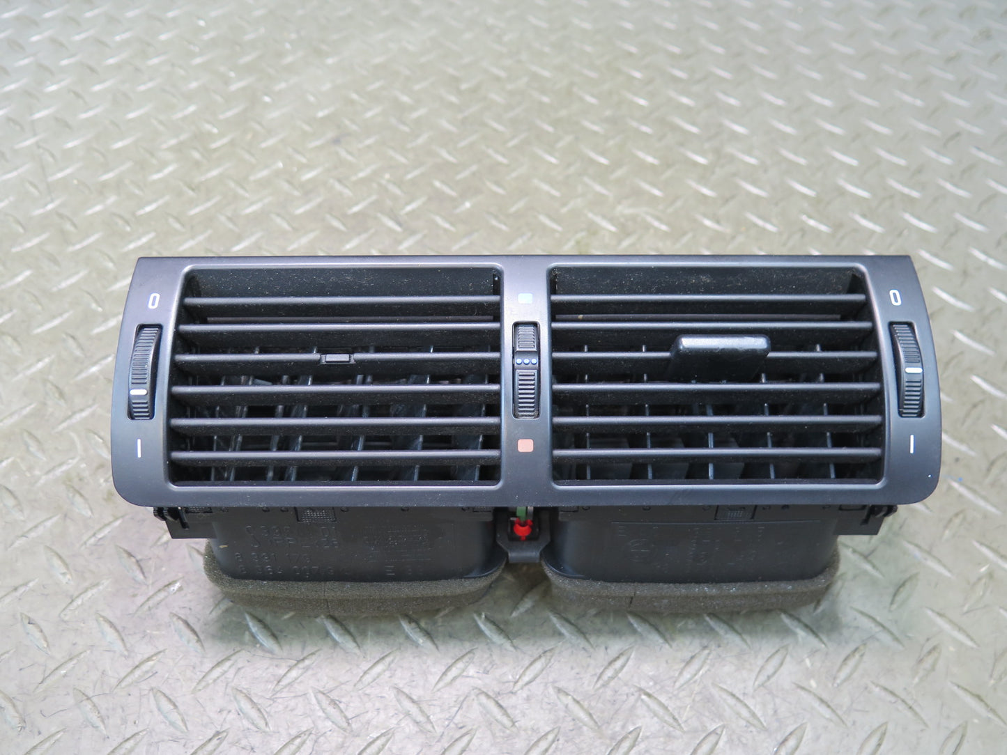 01-06 BMW E46 330ci Set of 3 Dash Front Left Center Right Air Vent Grille OEM