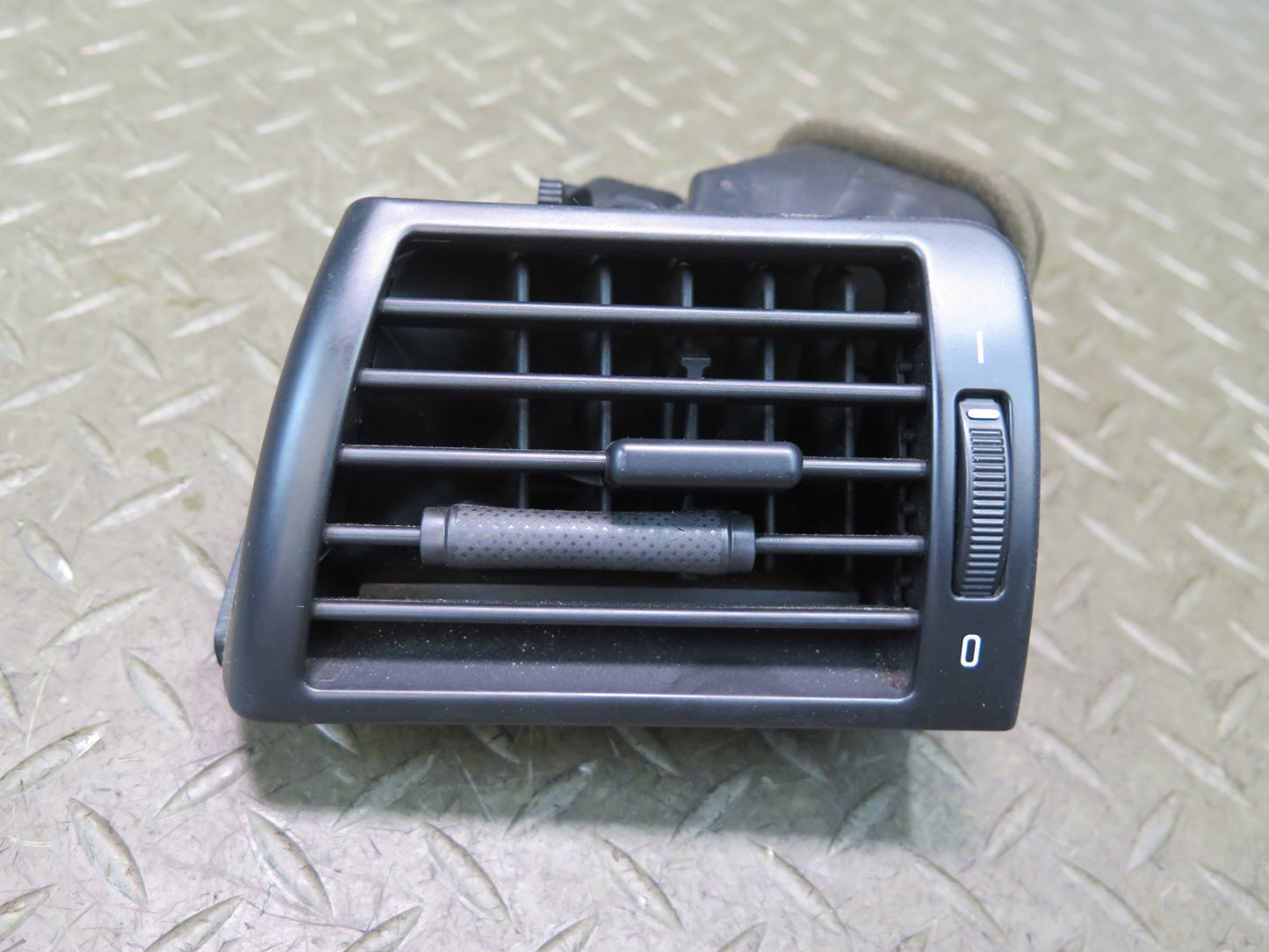 01-06 BMW E46 330ci Set of 3 Dash Front Left Center Right Air Vent Grille OEM