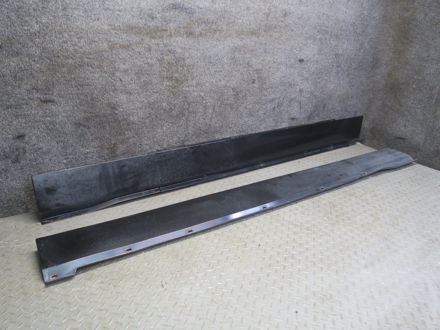 84-96 Chevrolet Corvette C4 Left & Right Side Skirt Rocker Panel Molding Set OEM
