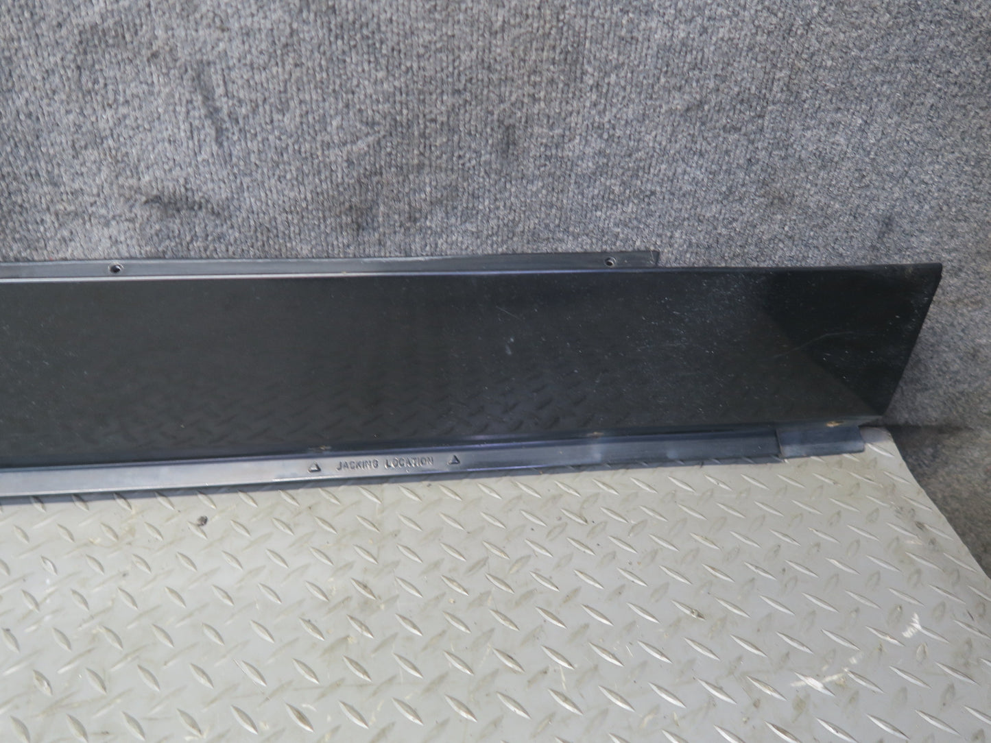 84-96 Chevrolet Corvette C4 Left & Right Side Skirt Rocker Panel Molding Set OEM