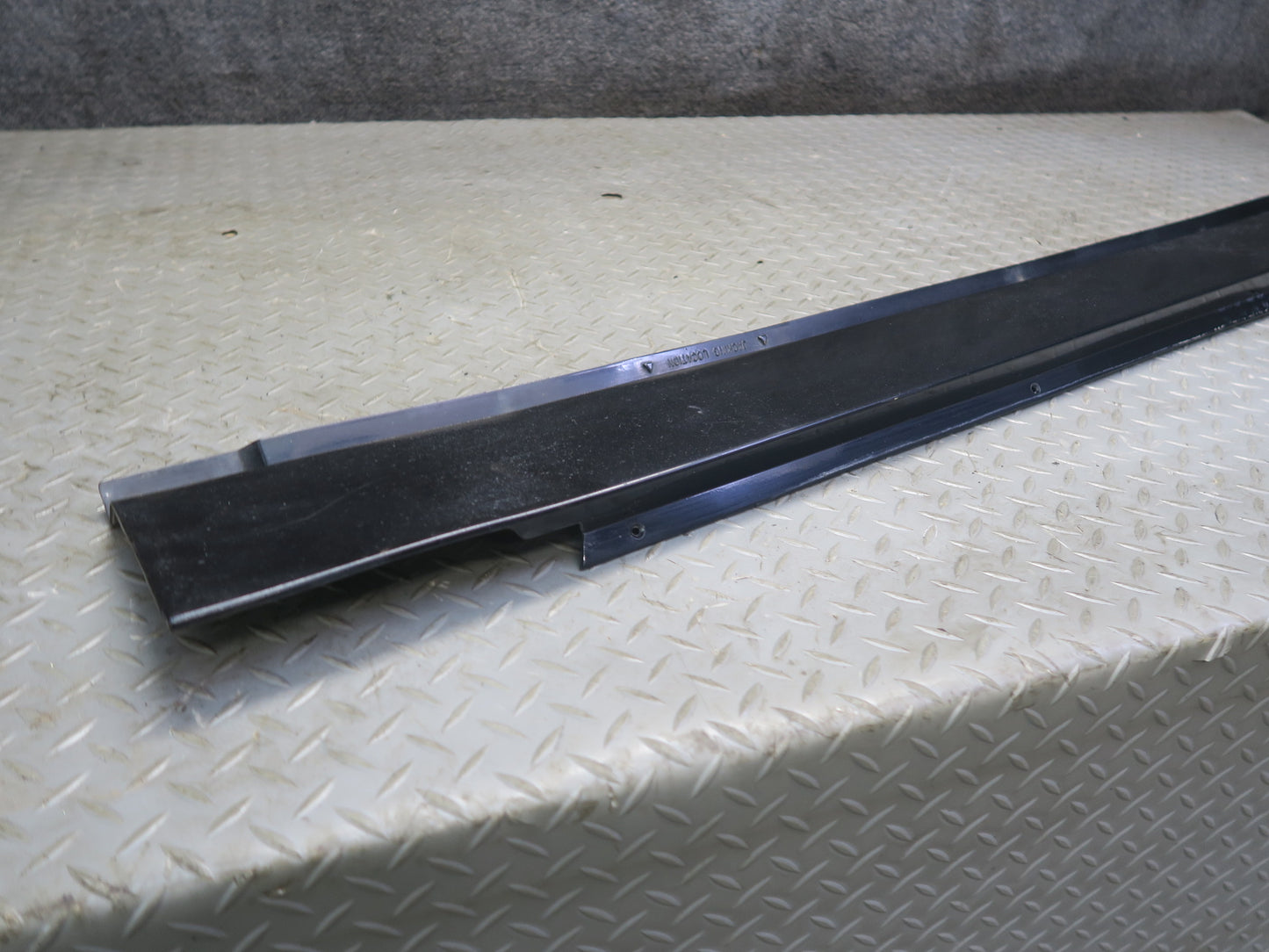 84-96 Chevrolet Corvette C4 Left & Right Side Skirt Rocker Panel Molding Set OEM