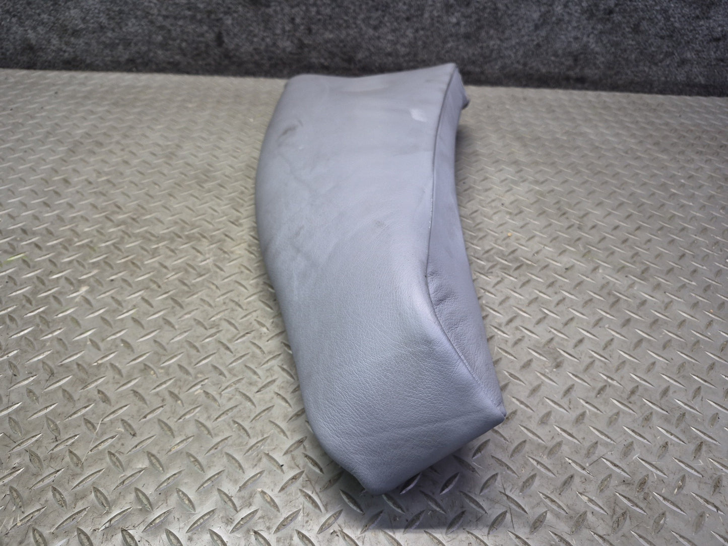 99-03 BMW E39 540i Sedan Rear Left & Right Seat Leather Bolster Gray Set OEM