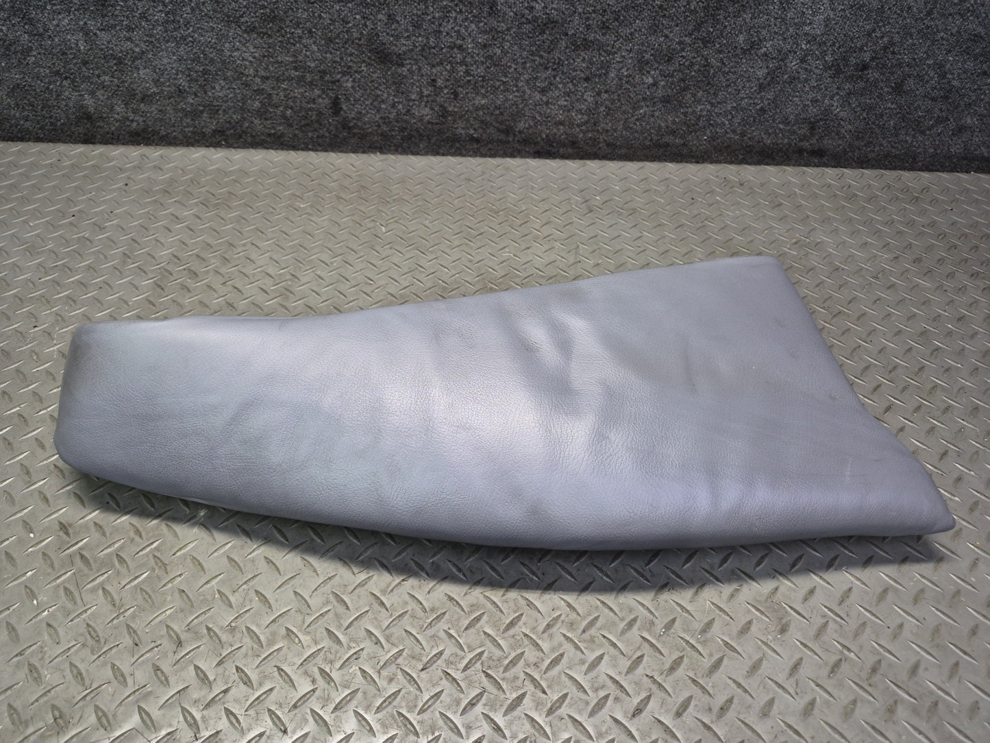 99-03 BMW E39 540i Sedan Rear Left & Right Seat Leather Bolster Gray Set OEM