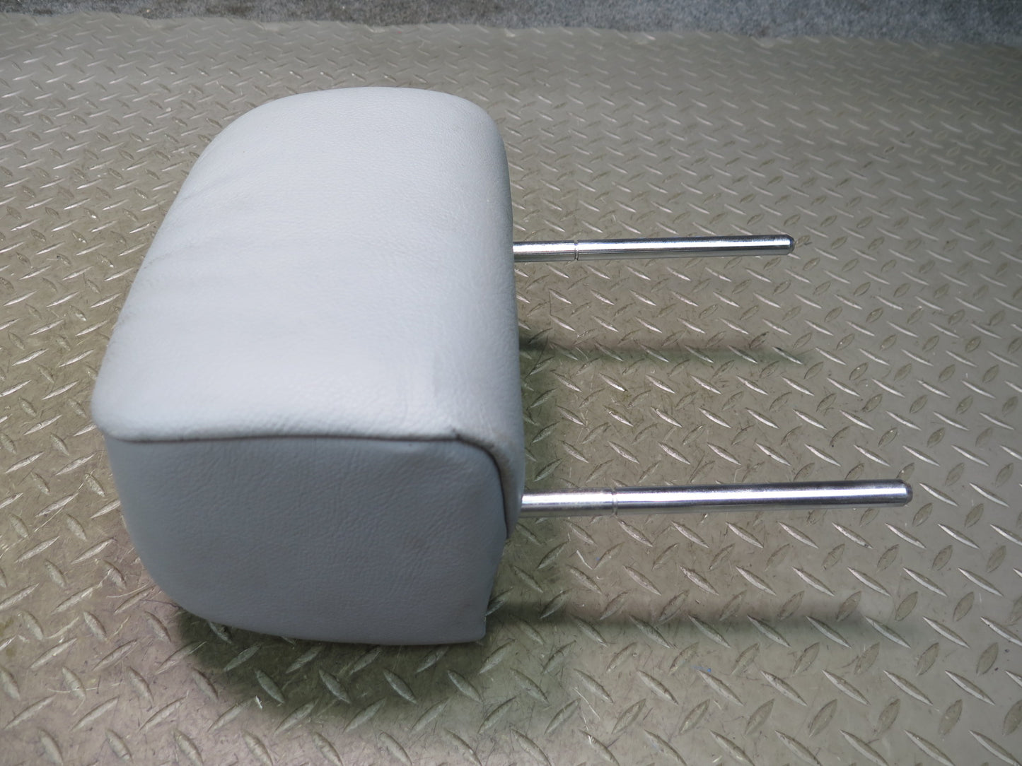 01-06 BMW E46 330CI Convertible Rear Left & Right Leather Headrest Gray OEM