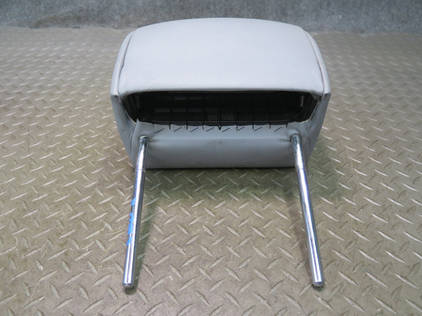 01-06 BMW E46 330CI Convertible Rear Left & Right Leather Headrest Gray OEM