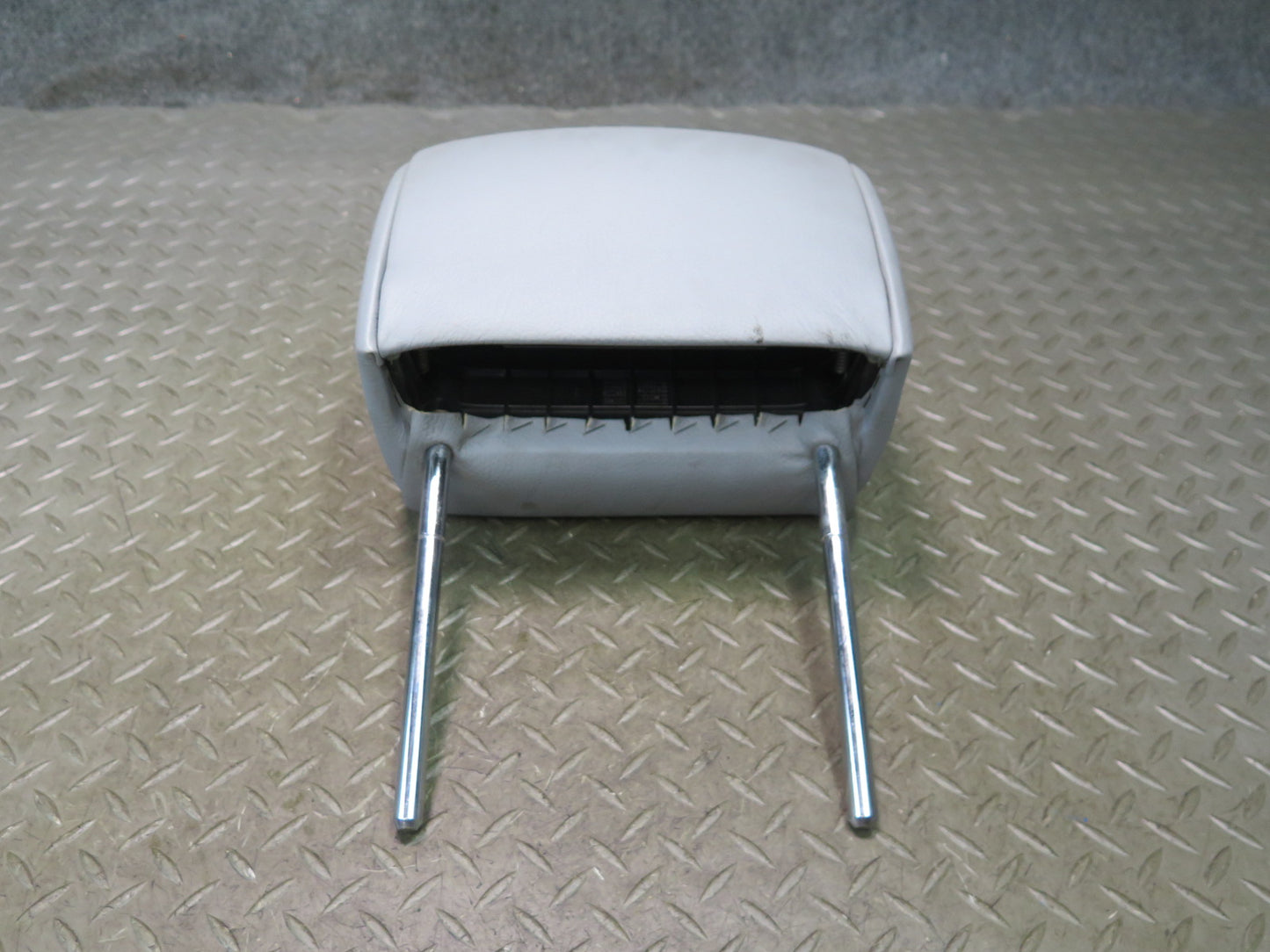 01-06 BMW E46 330CI Convertible Rear Left & Right Leather Headrest Gray OEM