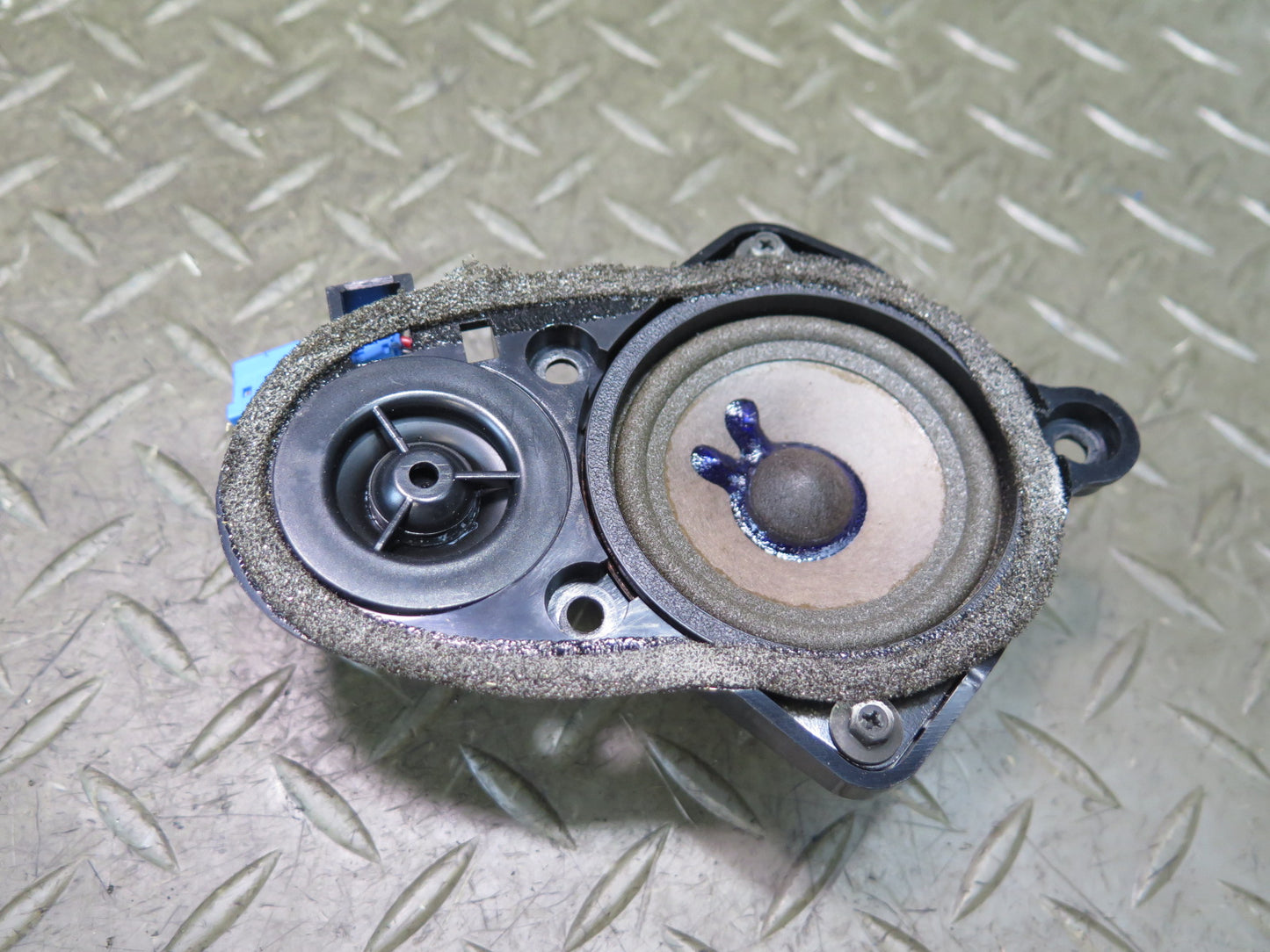 01-06 BMW E46 330Ci Set of 2 Harman Kardon Left & Right Door Speaker OEM