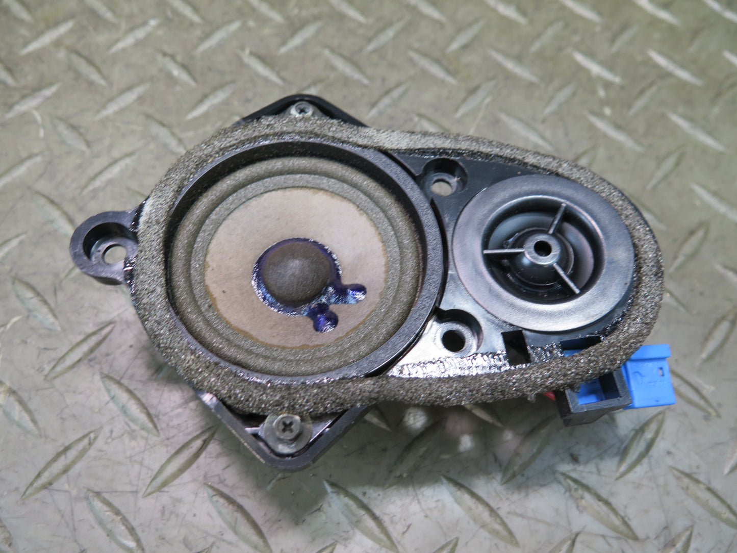 01-06 BMW E46 330Ci Set of 2 Harman Kardon Left & Right Door Speaker OEM