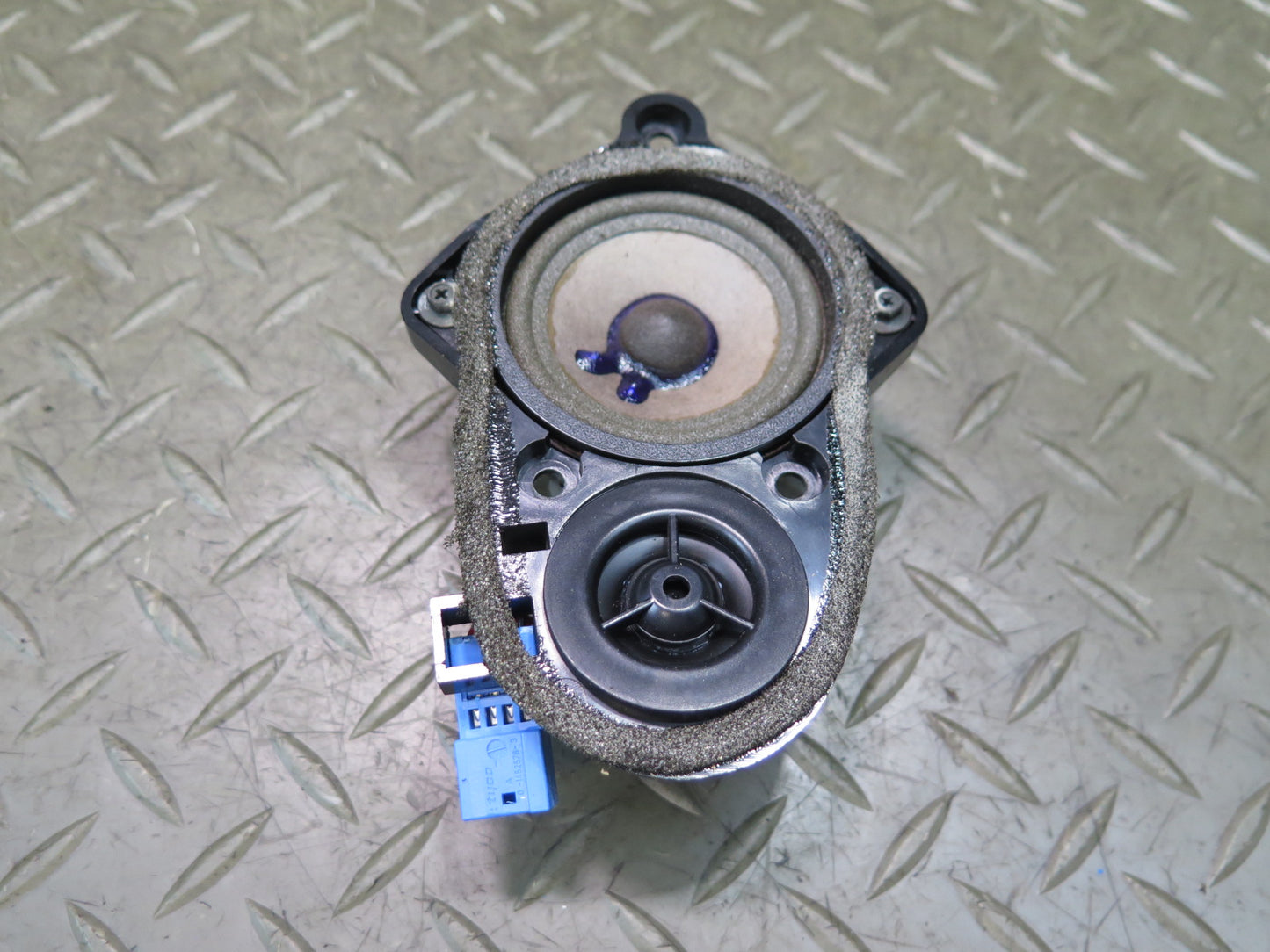 01-06 BMW E46 330Ci Set of 2 Harman Kardon Left & Right Door Speaker OEM