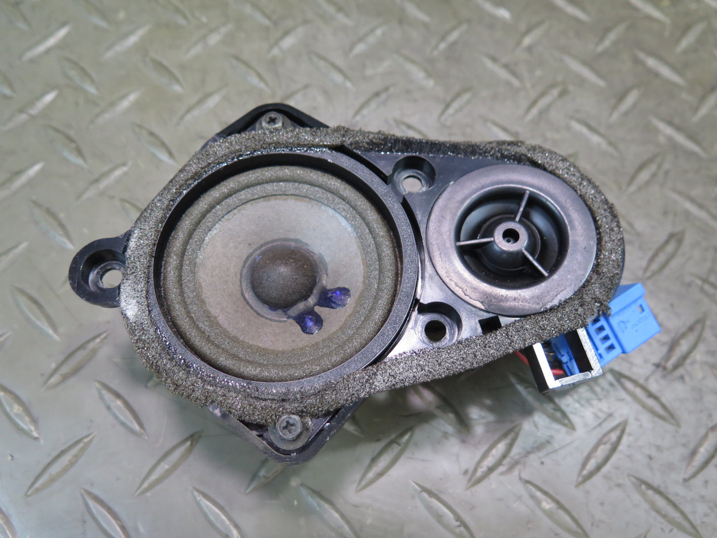 01-06 BMW E46 330Ci Set of 2 Harman Kardon Left & Right Door Speaker OEM