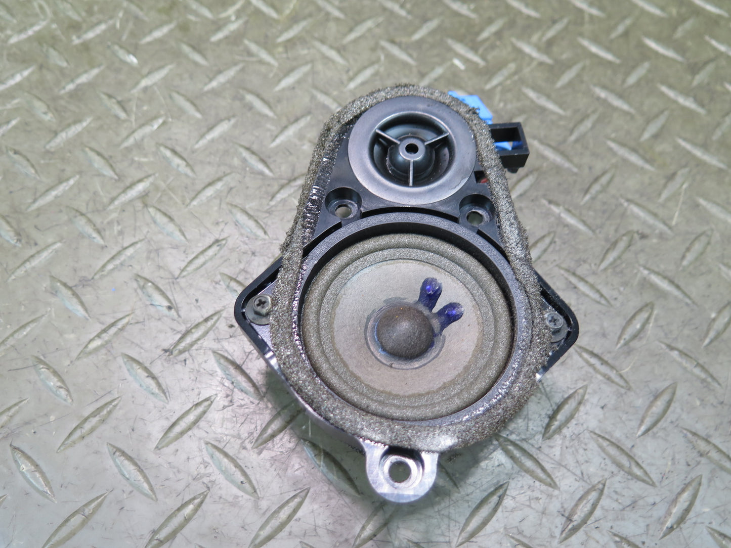 01-06 BMW E46 330Ci Set of 2 Harman Kardon Left & Right Door Speaker OEM