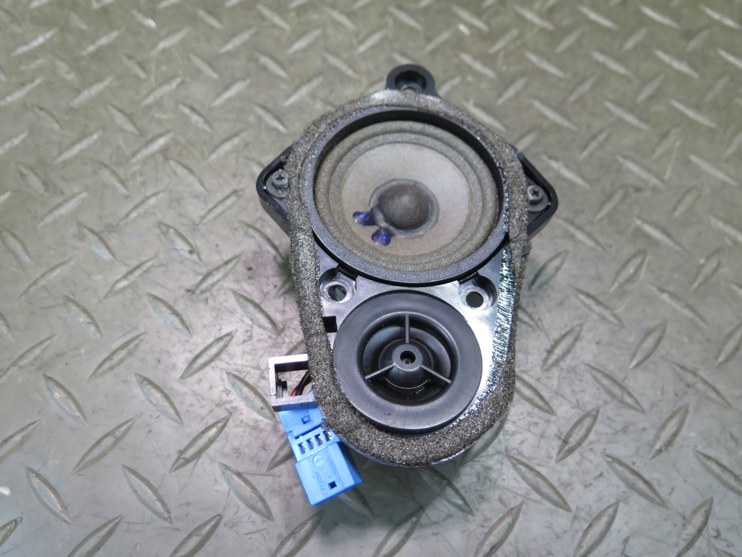01-06 BMW E46 330Ci Set of 2 Harman Kardon Left & Right Door Speaker OEM