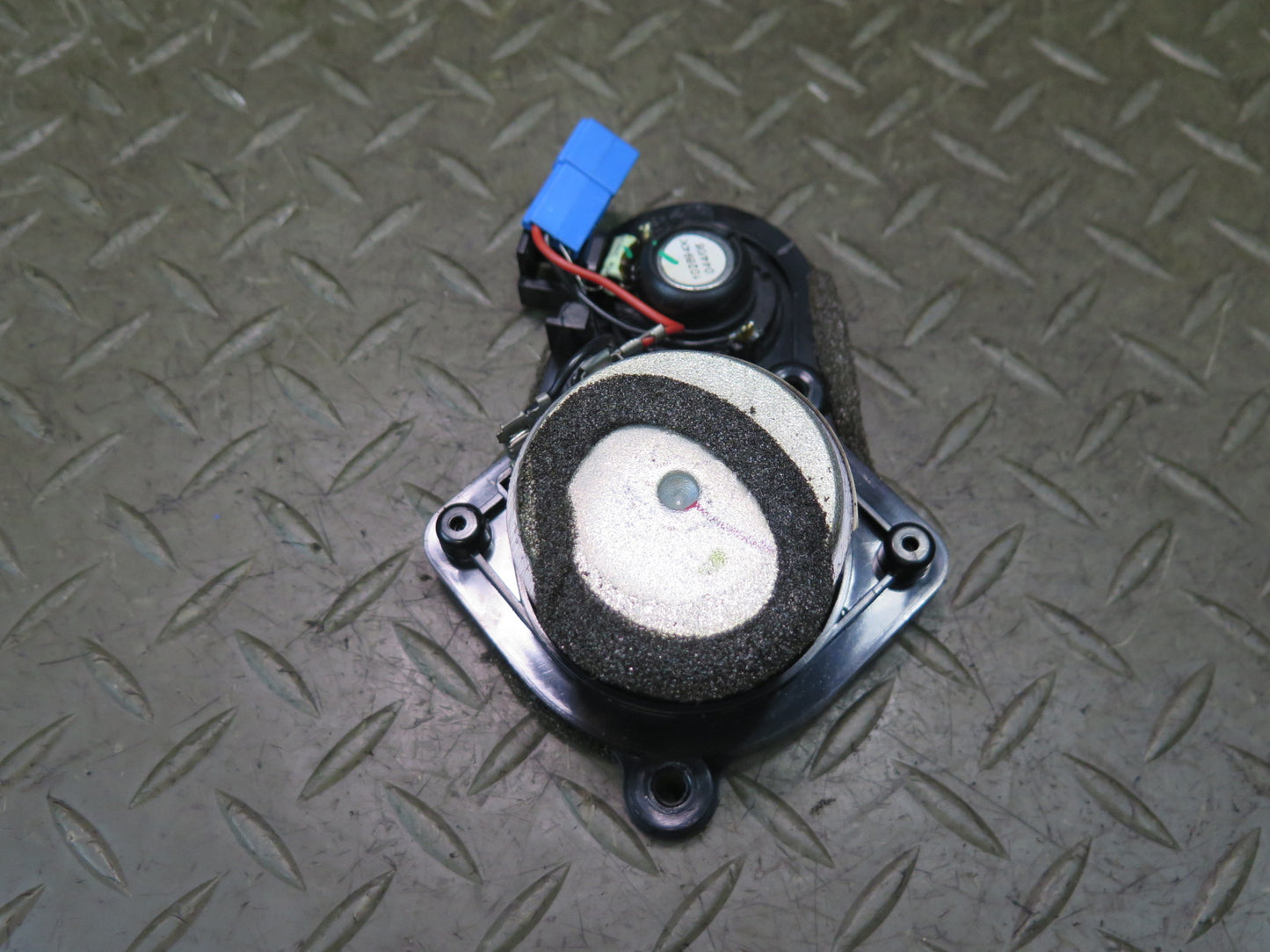 01-06 BMW E46 330Ci Set of 2 Harman Kardon Left & Right Door Speaker OEM