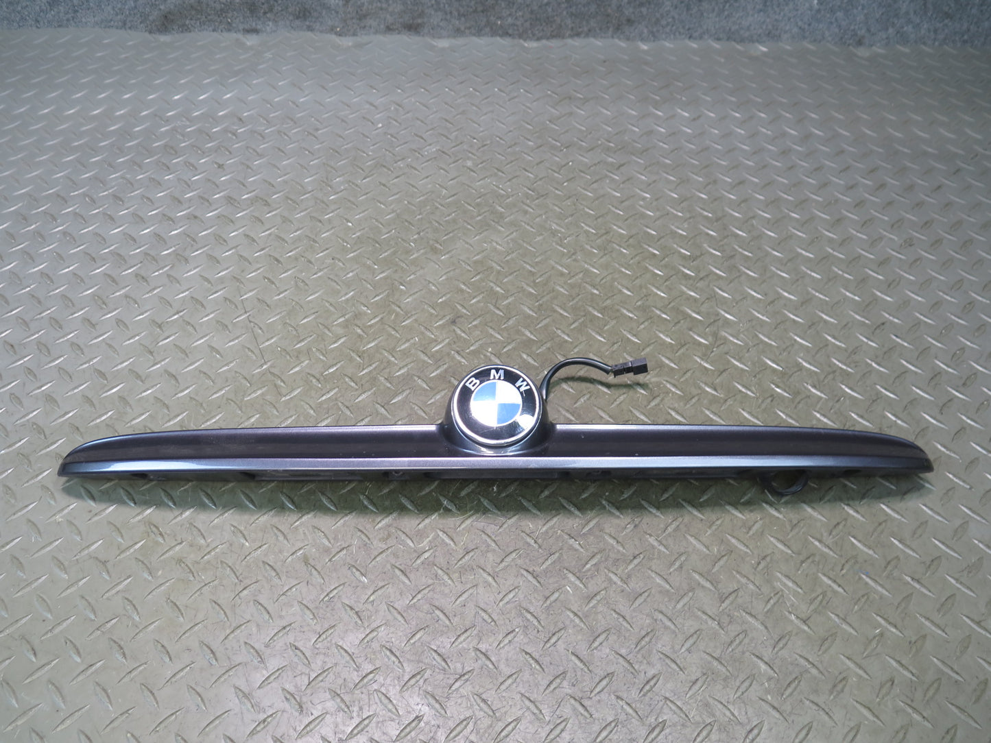 01-06 BMW E46 330Ci Convertible Rear Trunk Lid Handle Trim Molding OEM