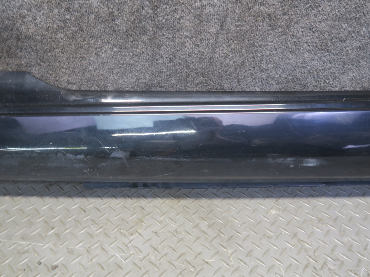 04-06 Nissan 350Z Z33 Conv Right & Left Side Skirt Rocker Panel Molding Set OEM
