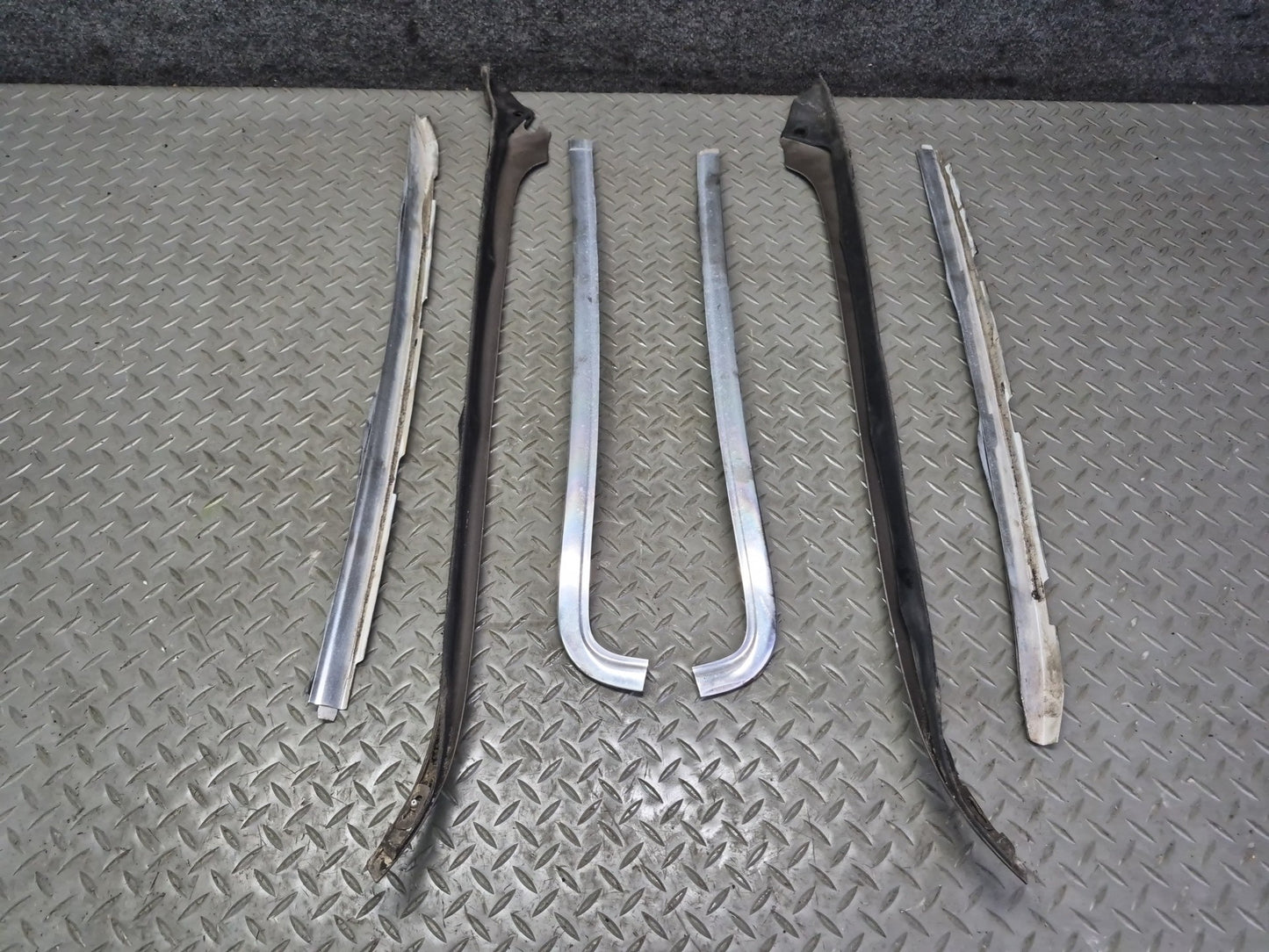 86-91 Mercedes W126 Sedan Front Windshield A Pillar Chrome Trim Molding Set OEM