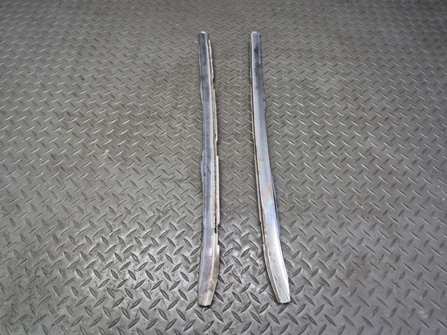 86-91 Mercedes W126 Sedan Front Windshield A Pillar Chrome Trim Molding Set OEM