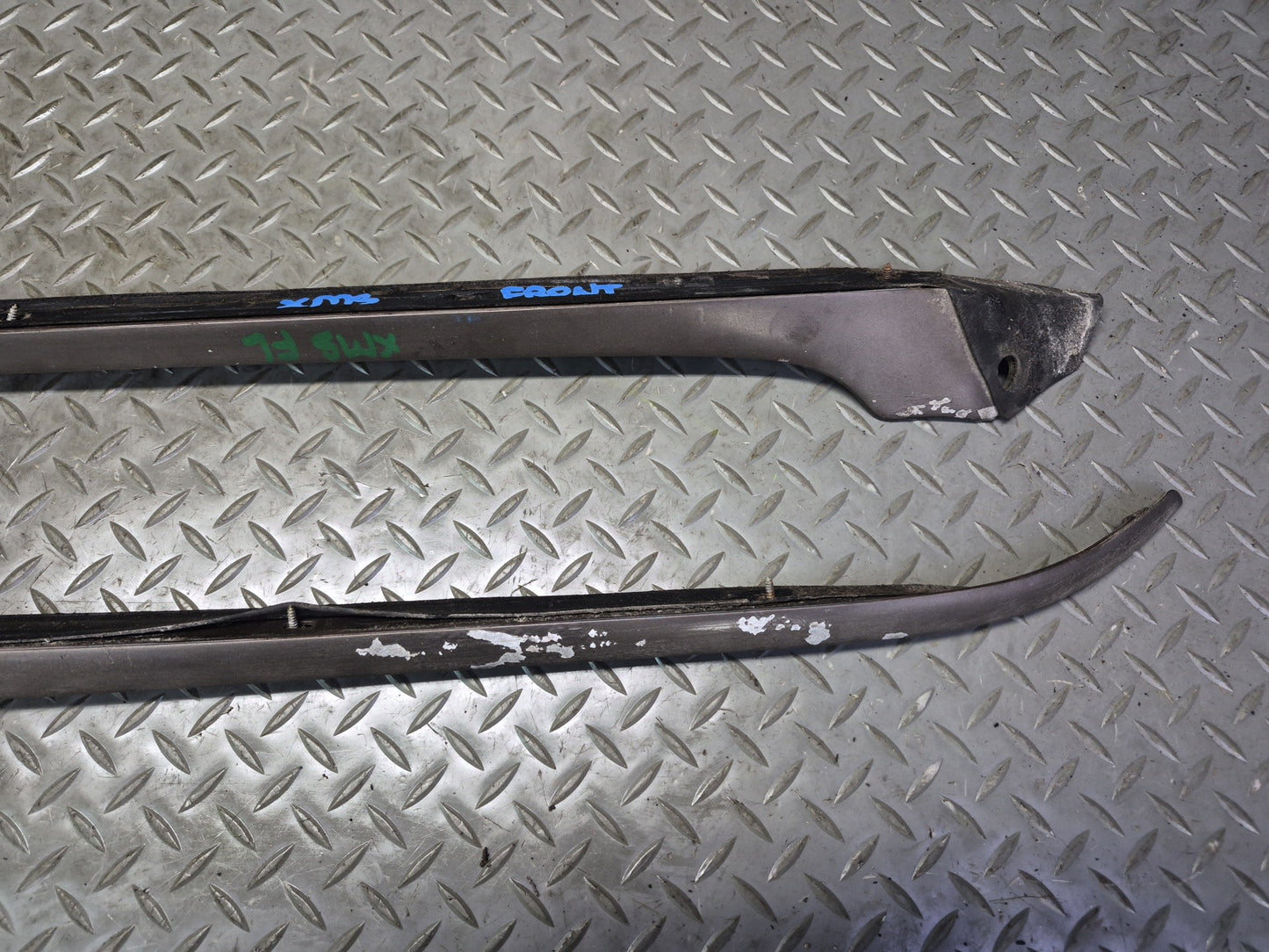 86-91 Mercedes W126 Sedan Front Windshield A Pillar Chrome Trim Molding Set OEM