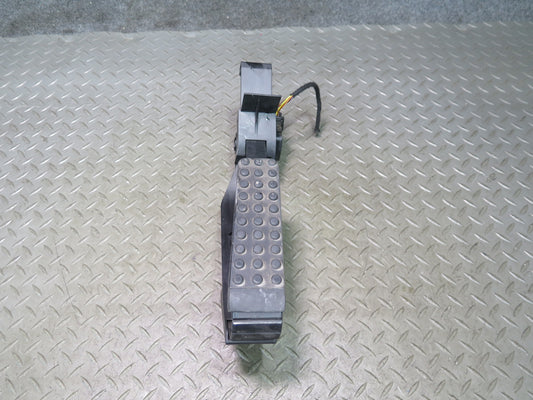 05-11 Mercedes R171 Slk-class Gas Acceleration Pedal 2033000904 OEM