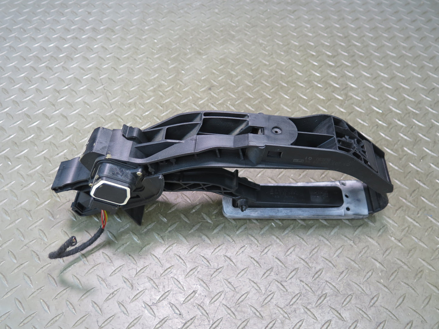 05-11 Mercedes R171 Slk-class Gas Acceleration Pedal 2033000904 OEM