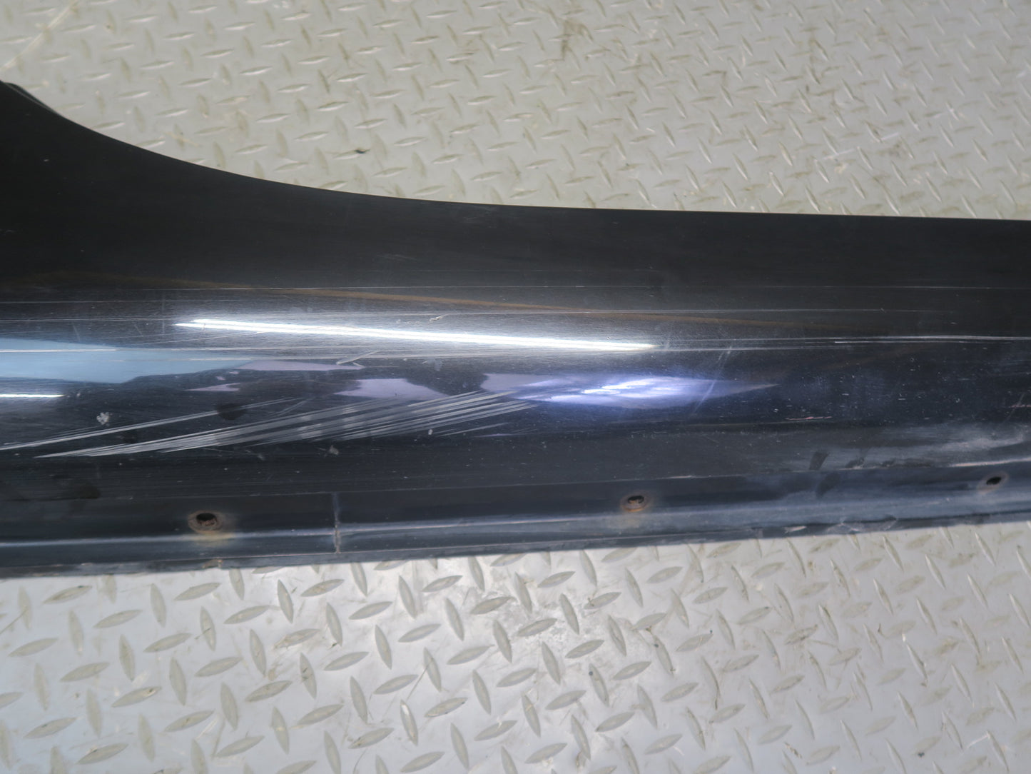 04-06 Nissan 350Z Z33 Conv Right & Left Side Skirt Rocker Panel Molding Set OEM