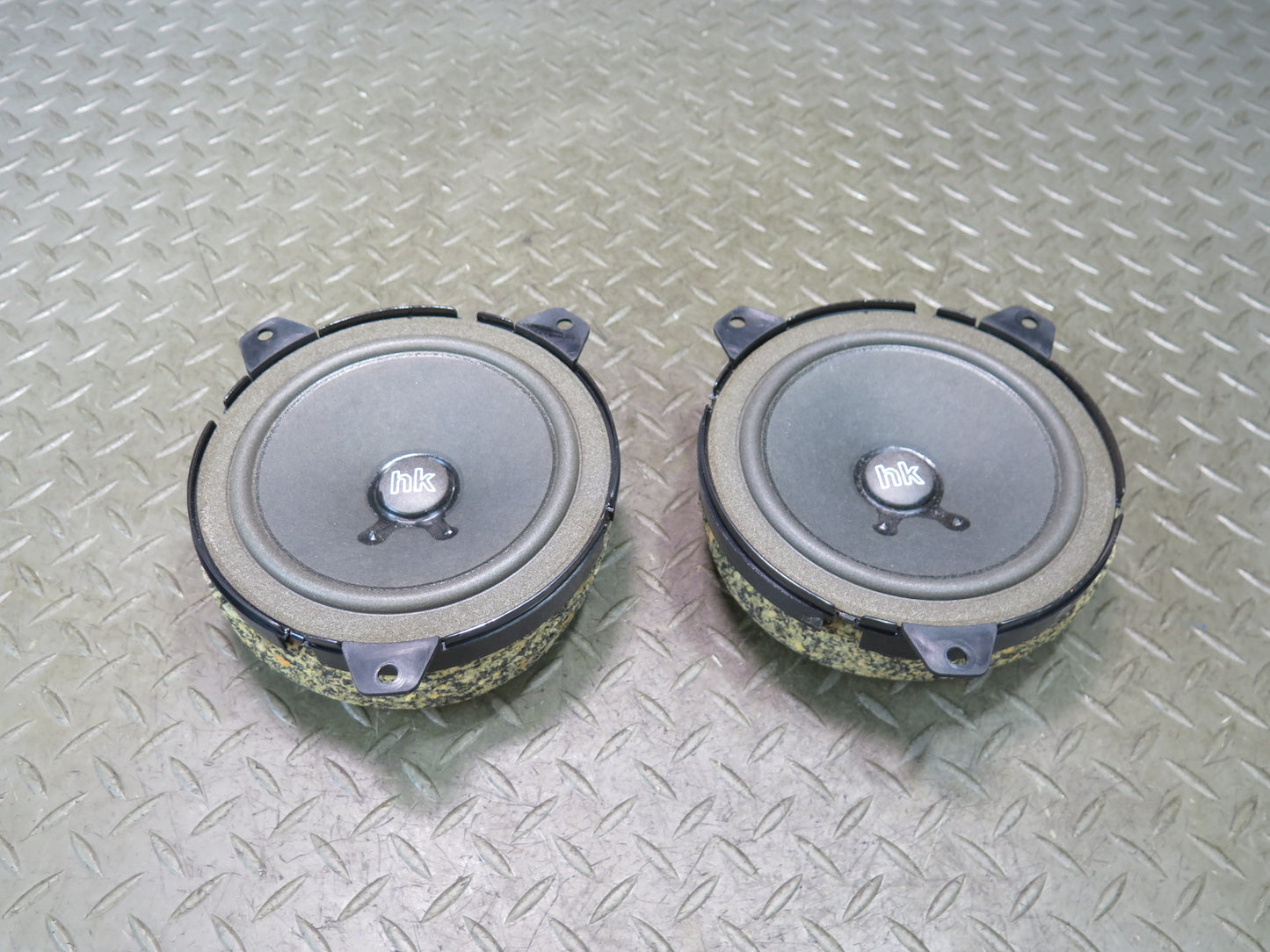 01-06 BMW E46 330CI Convertible Set of 2 Rear Harman Kardon Speaker 8368244 OEM