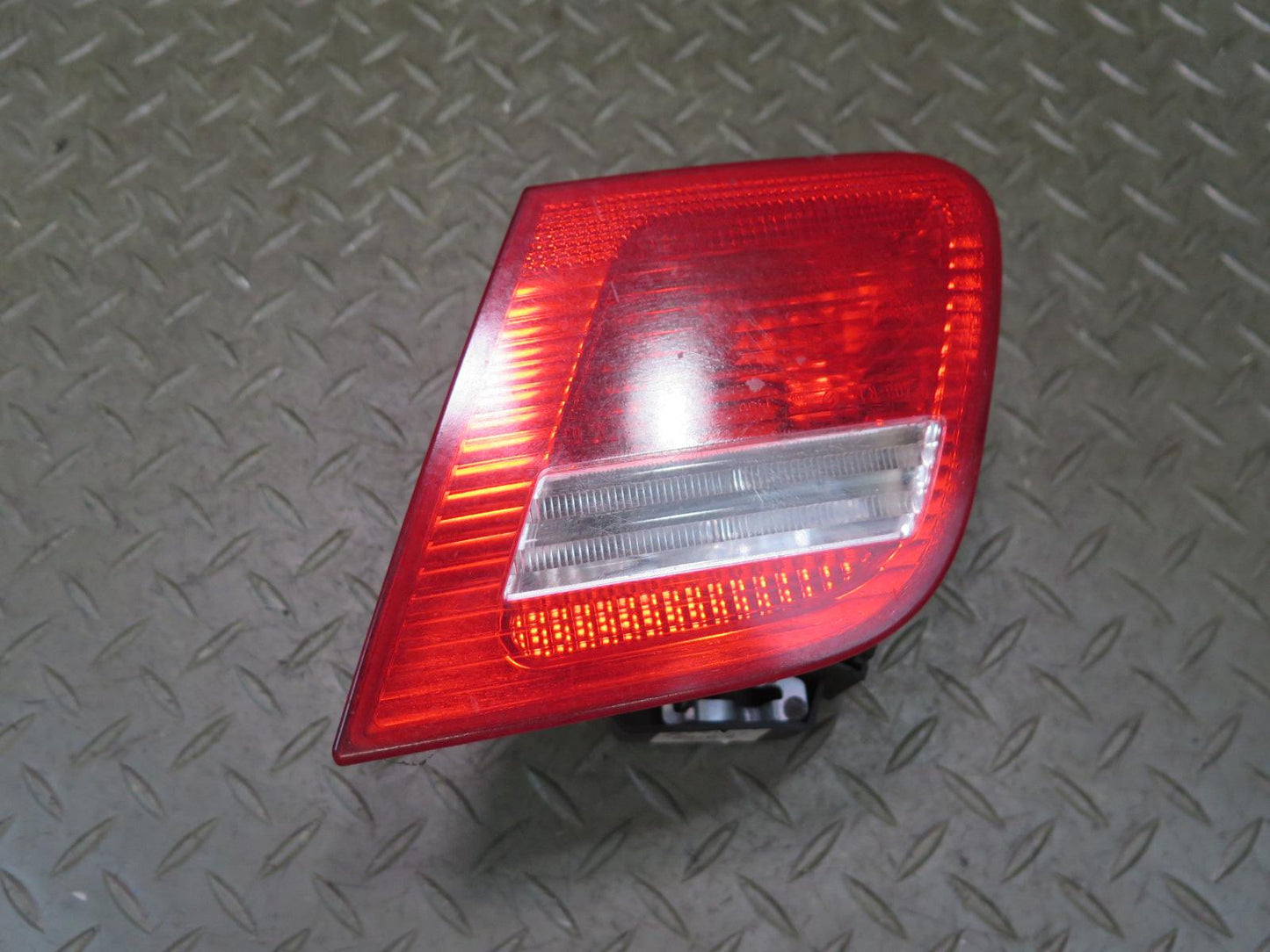 04-06 BMW E46 330ci Conv Rear Right Inner Trunk Lid Tail Light Lamp 7165844 OEM