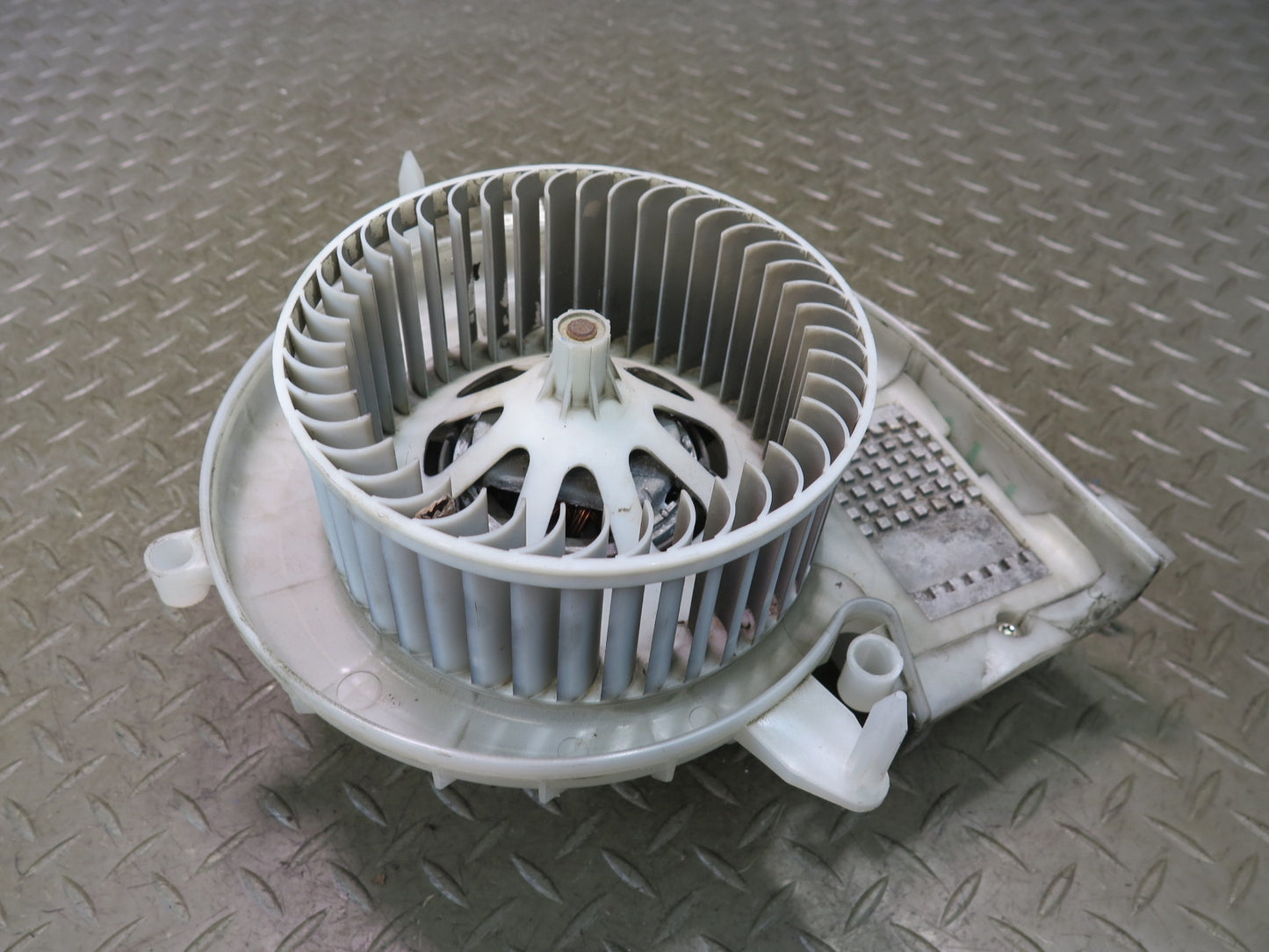 05-11 Mercedes R171 Slk-class A/C Heater Blower Motor Fan w Resistor OEM