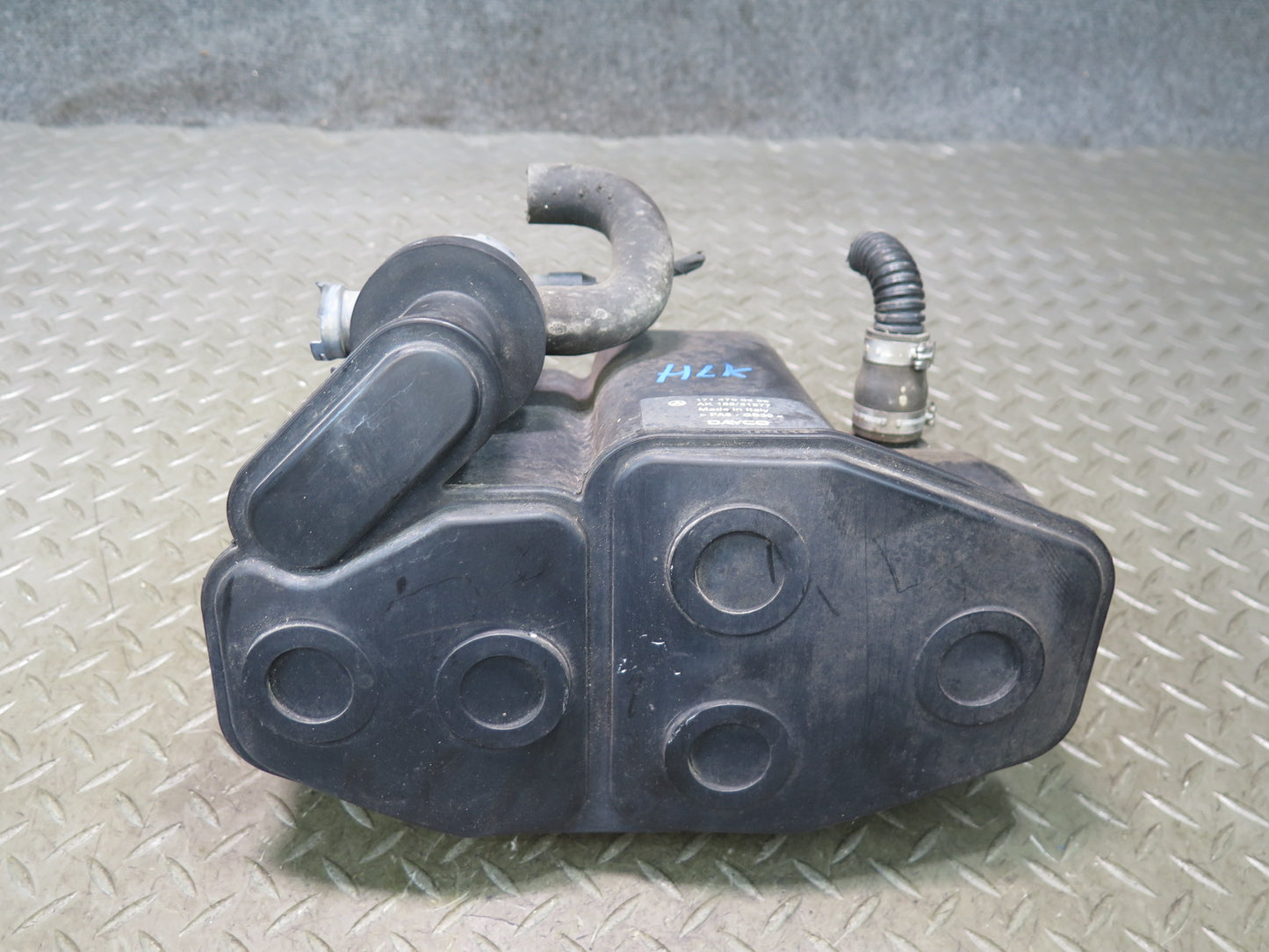 05-11 Mercedes R171 Slk-class Fuel Evap Vapor Charcoal Canister 1714700259 OEM