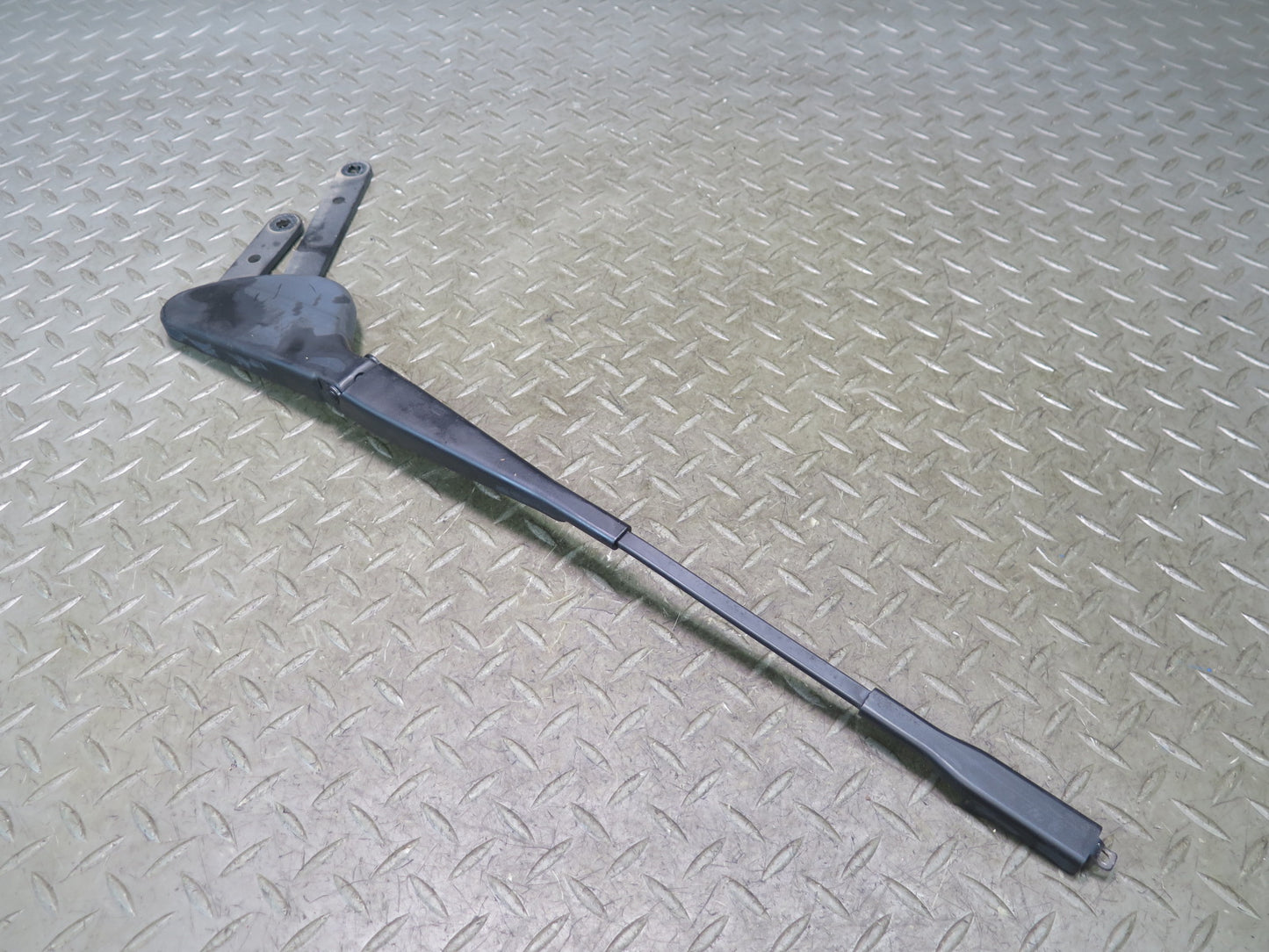 05-11 Mercedes R171 Slk-class Front Right Windshield Wiper Arm 1718200440 OEM