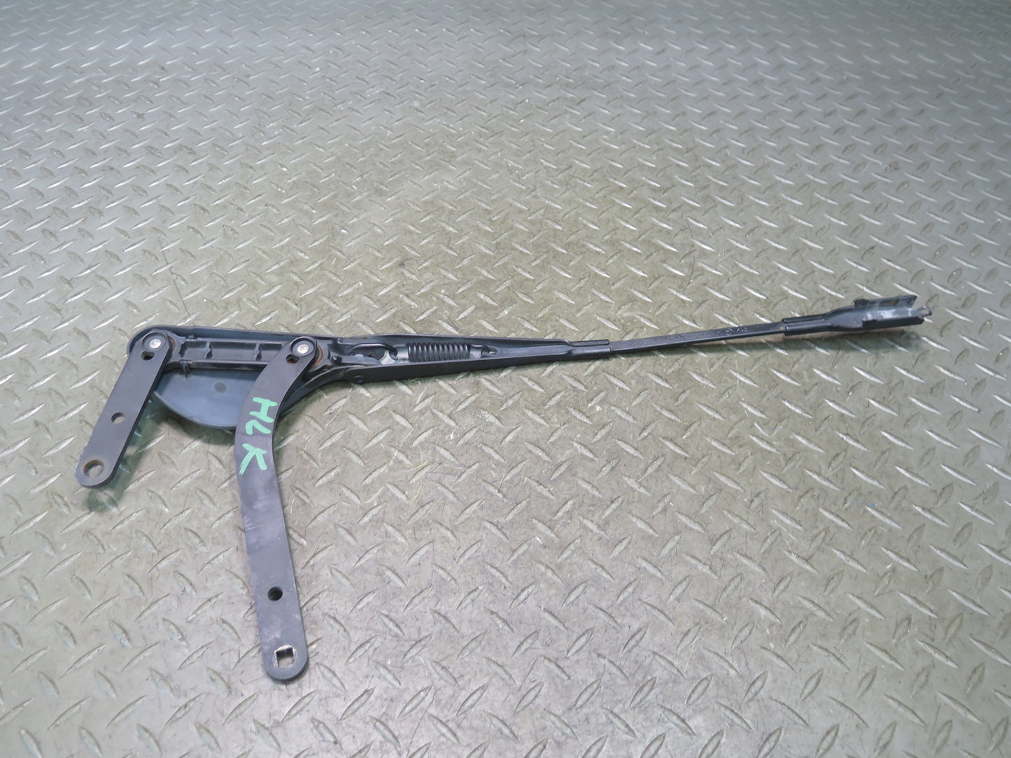 05-11 Mercedes R171 Slk-class Front Right Windshield Wiper Arm 1718200440 OEM