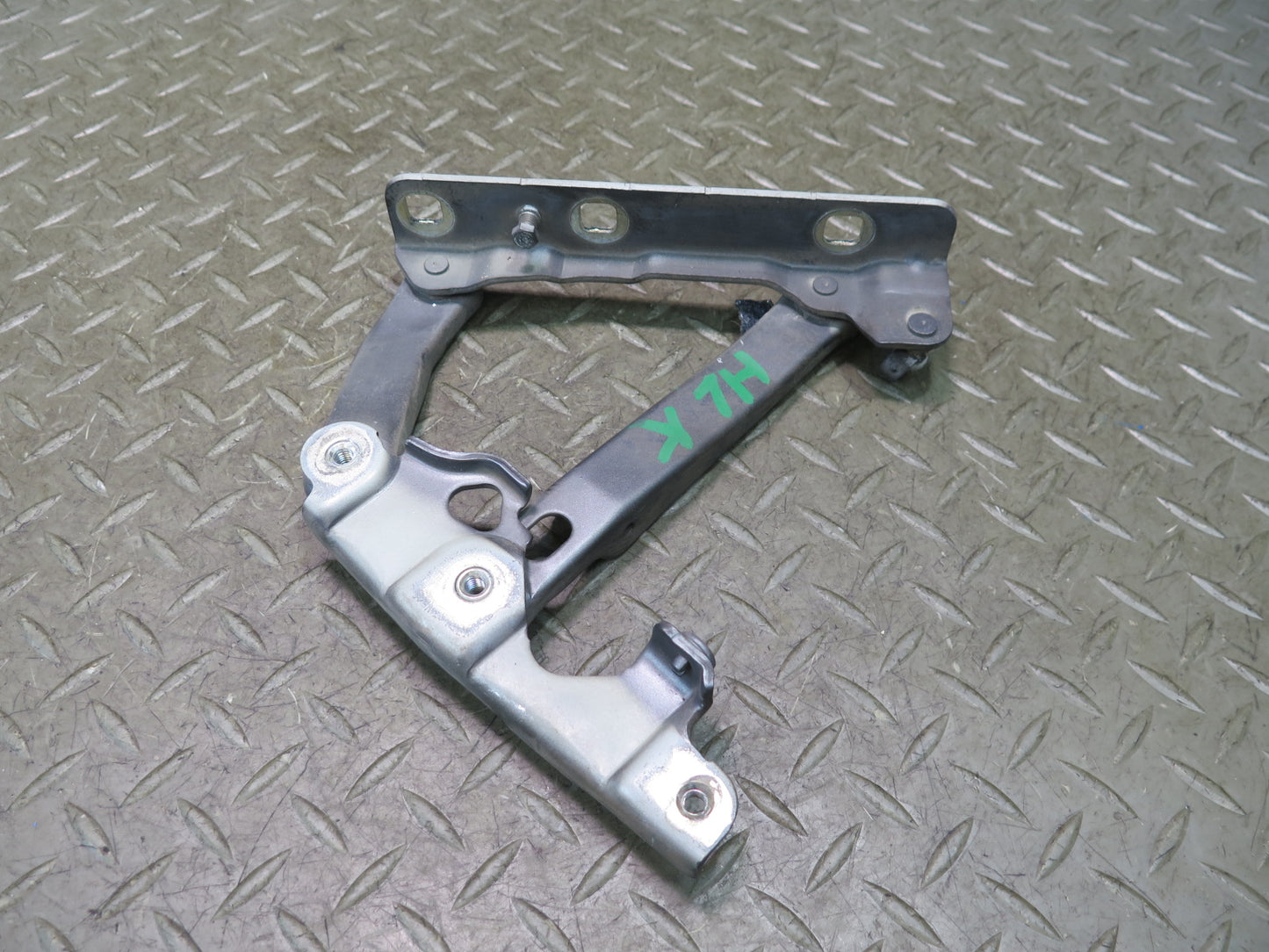 05-11 Mercedes R171 Slk-class Set of 2 Front Left & Right Hood Hinge OEM